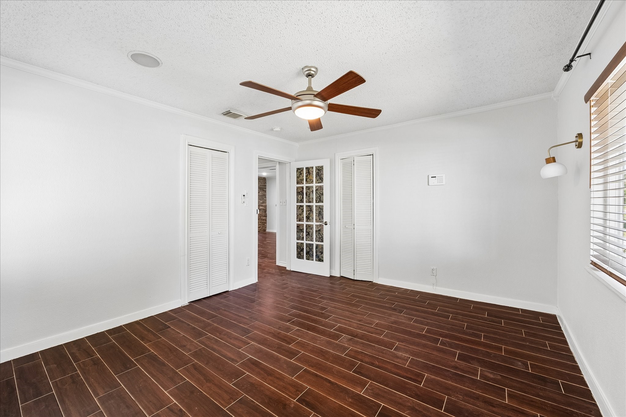 4707 Bellview Street, Bellaire, TX 77401