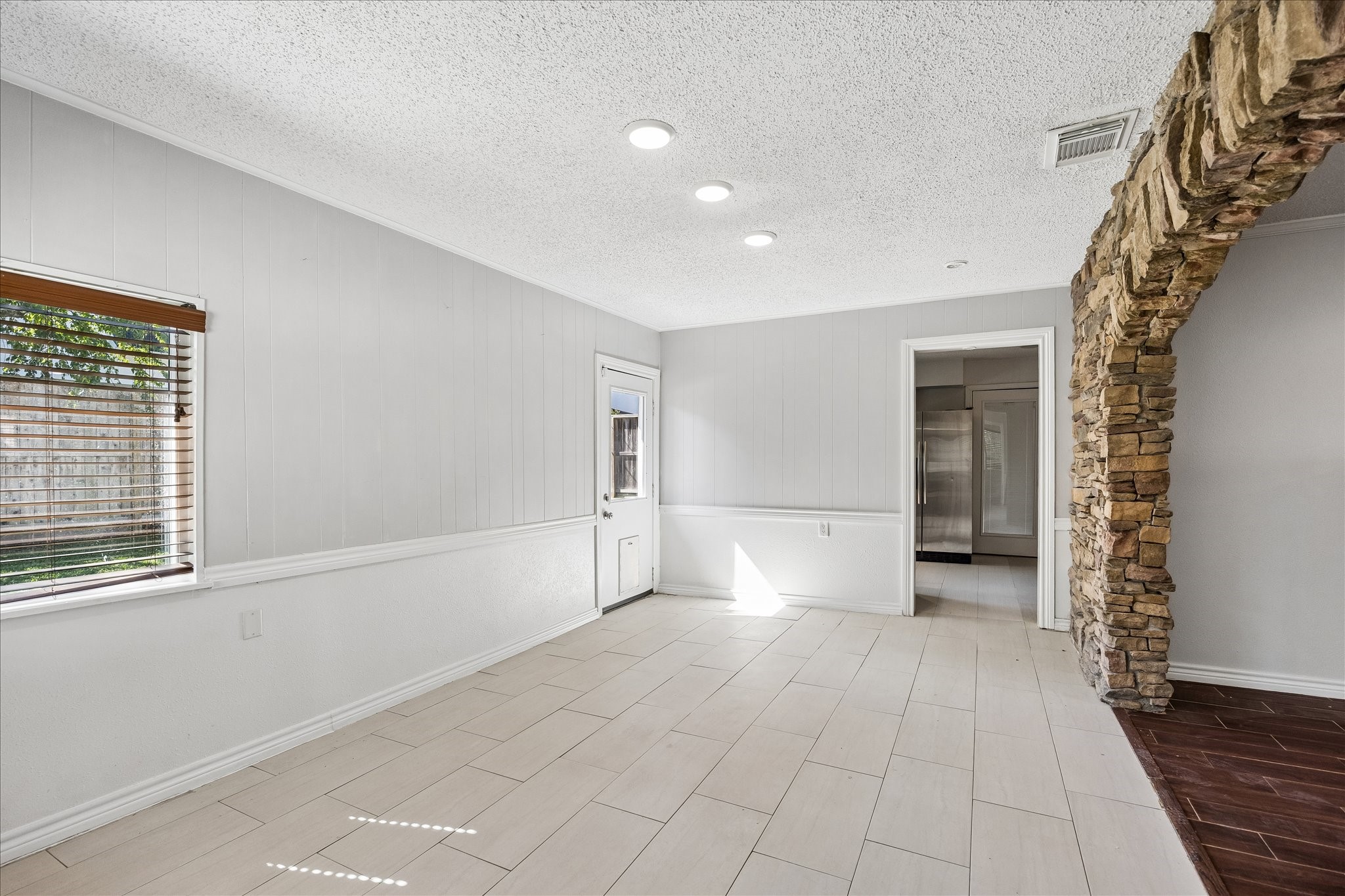 4707 Bellview Street, Bellaire, TX 77401