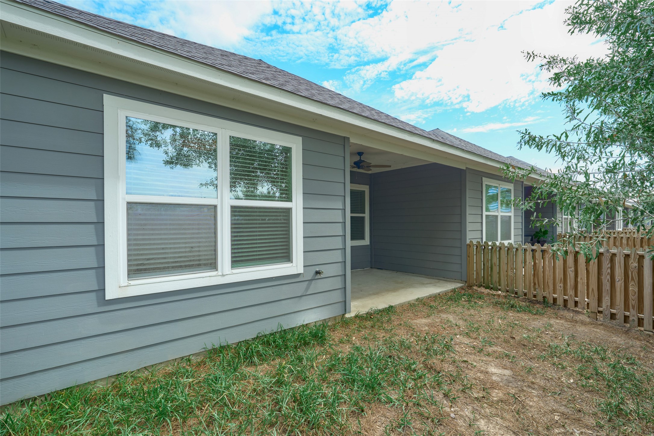10317 Lake Road, #13C, Houston, TX 77070