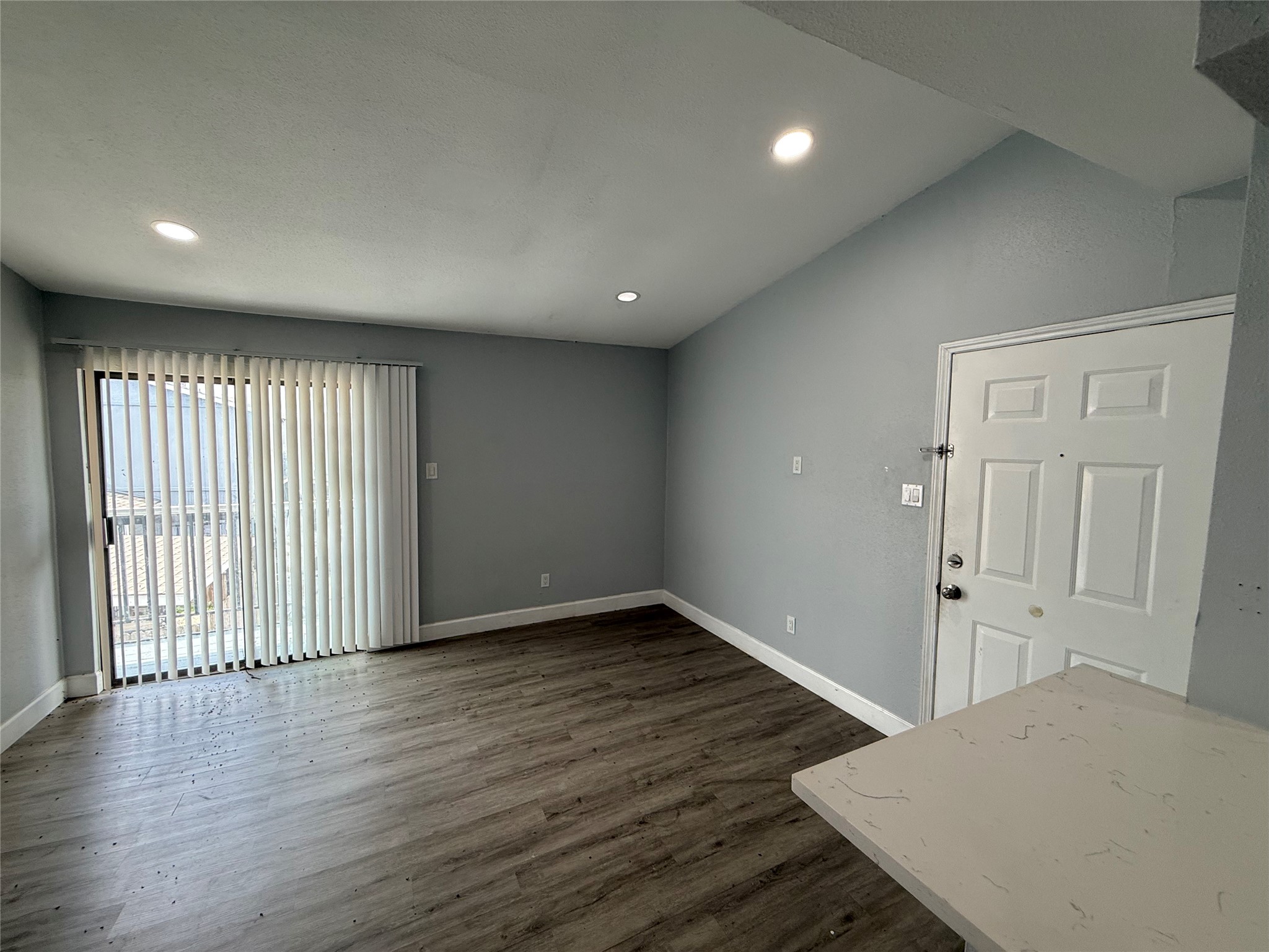 Great open floor plan with direct access to the balcony from the living area. Great open floor plan with direct access to the balcony from the living area.