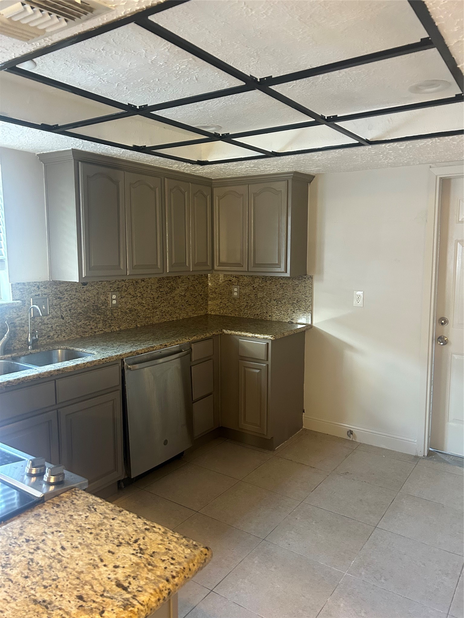 10406 Stockman Lane, Sugar Land, TX 77498