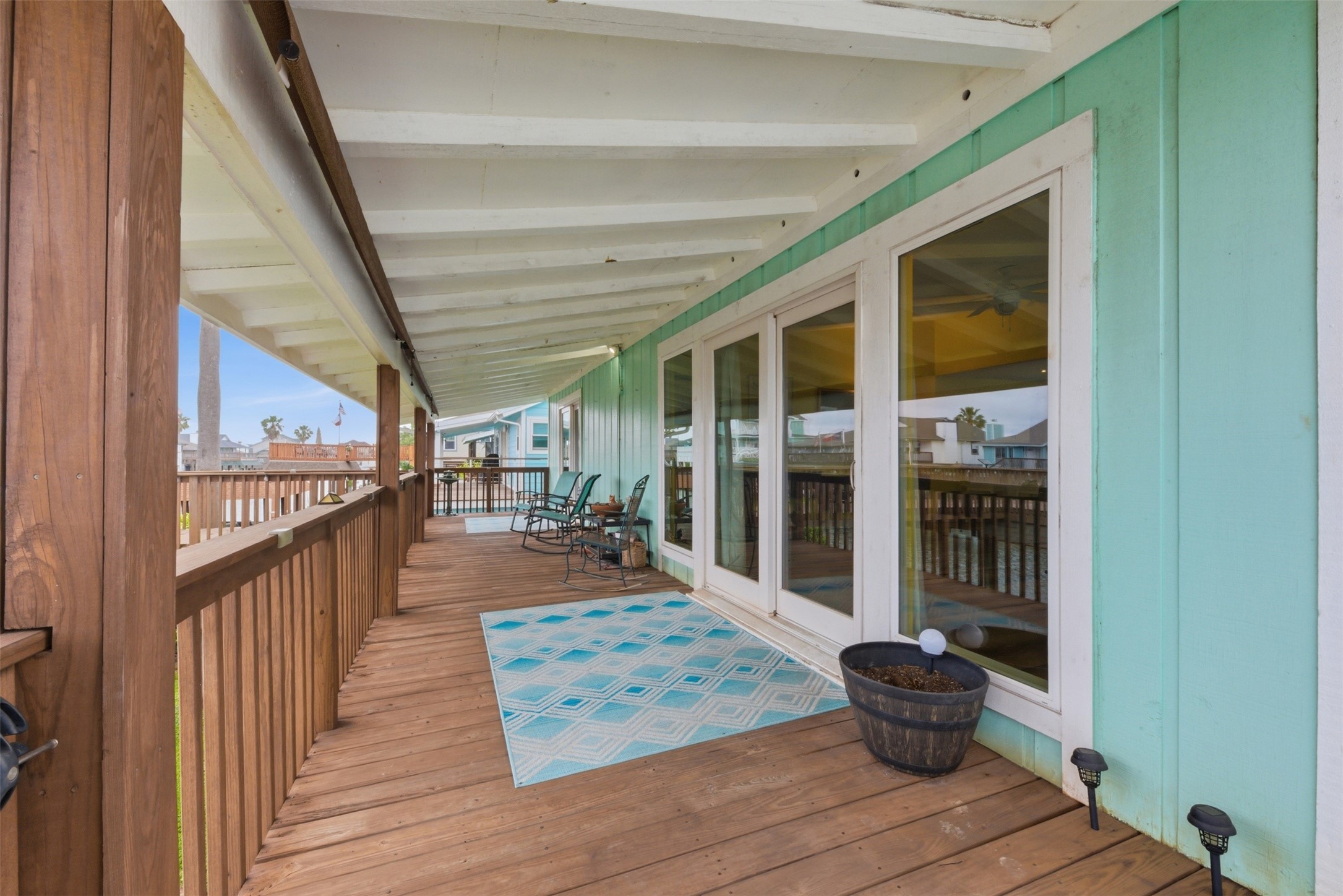 2 S Sandpiper Street, La Marque, TX 77568