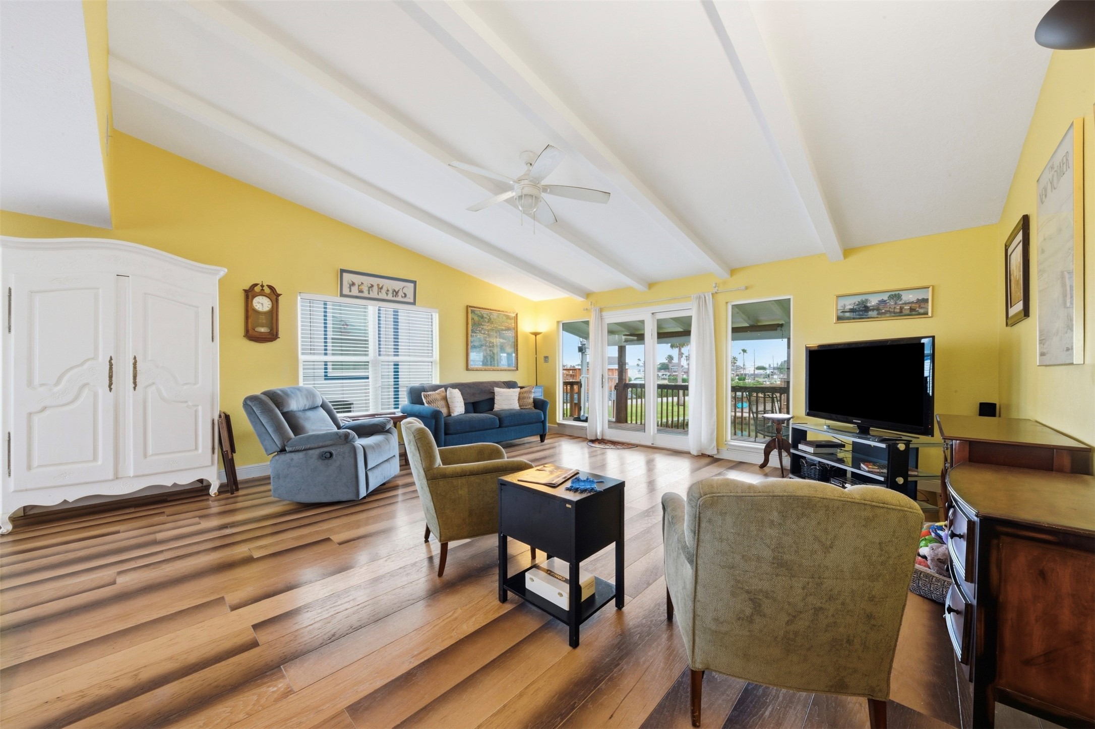 Beautiful views from your family/living room!