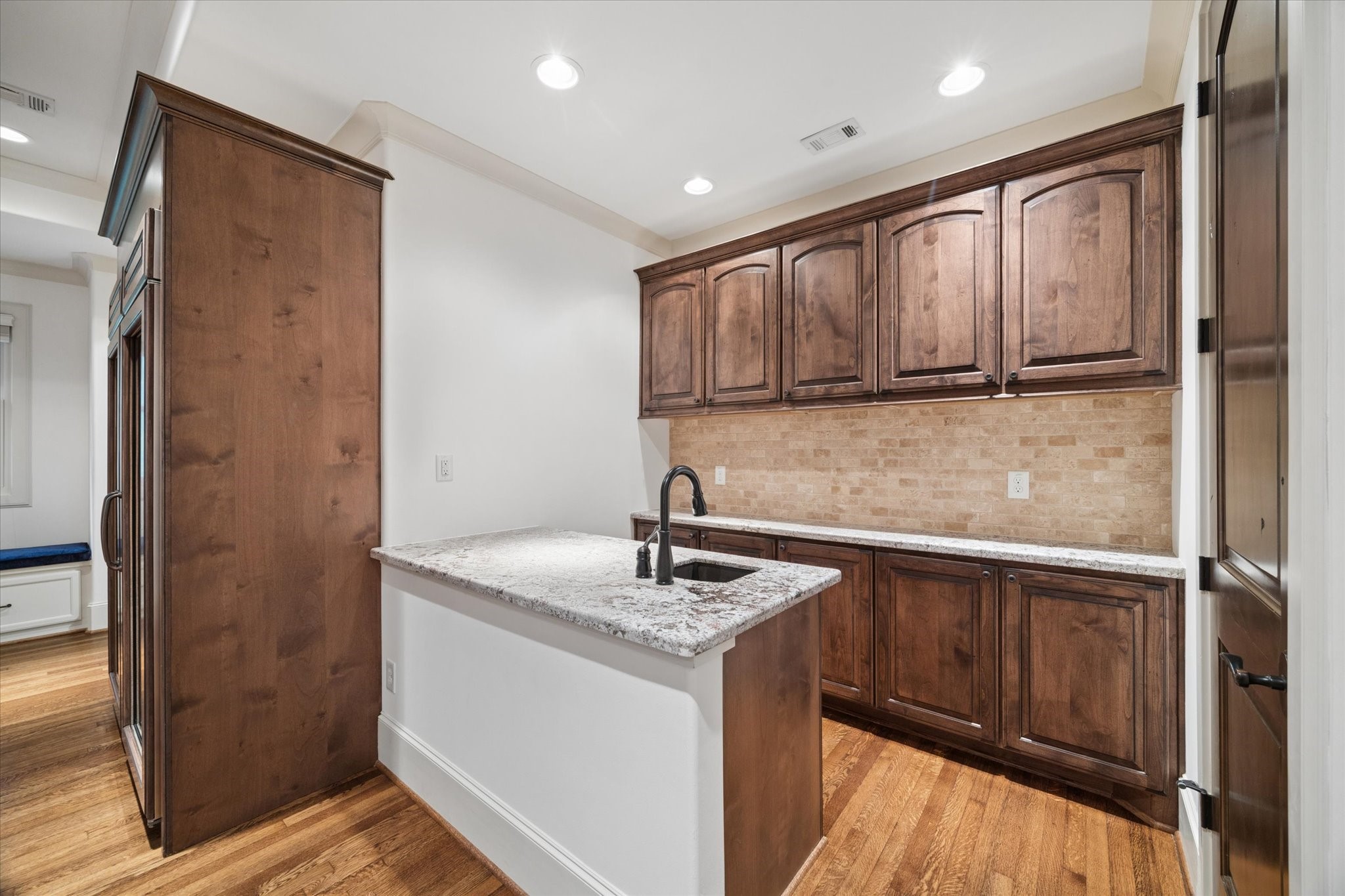 6006 Floyd Street, Houston, TX 77007