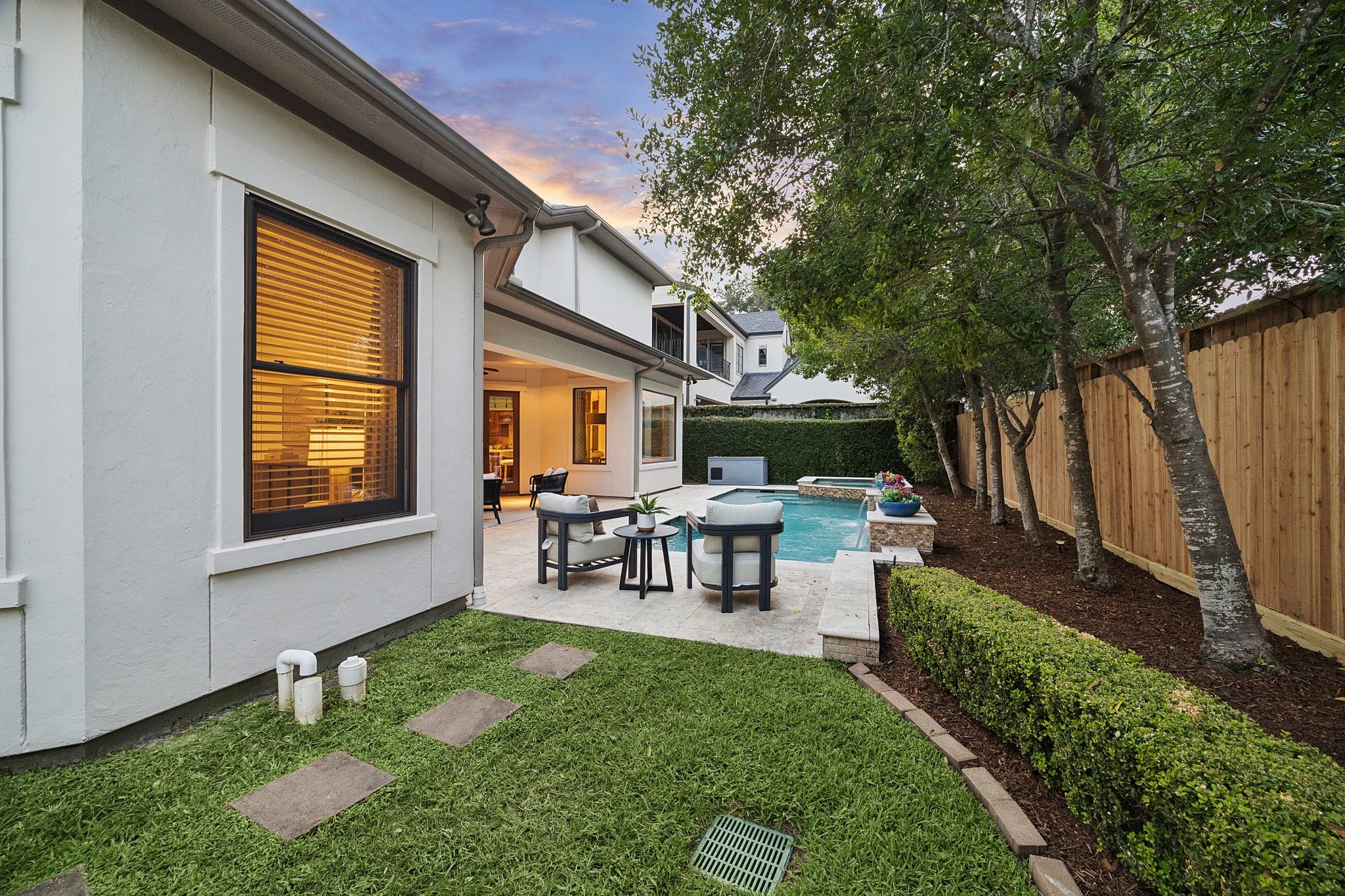 6006 Floyd Street, Houston, TX 77007