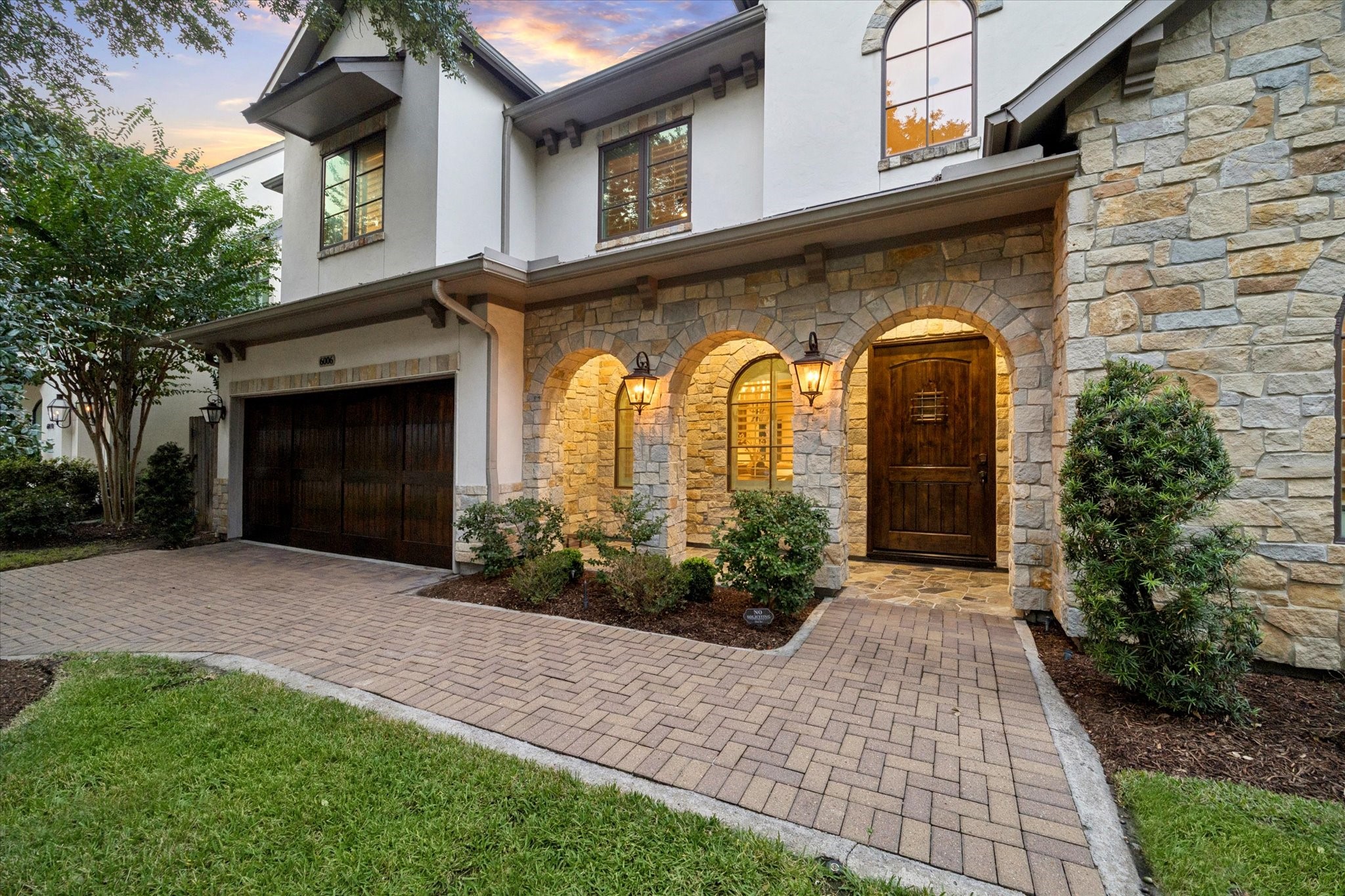 6006 Floyd Street, Houston, TX 77007