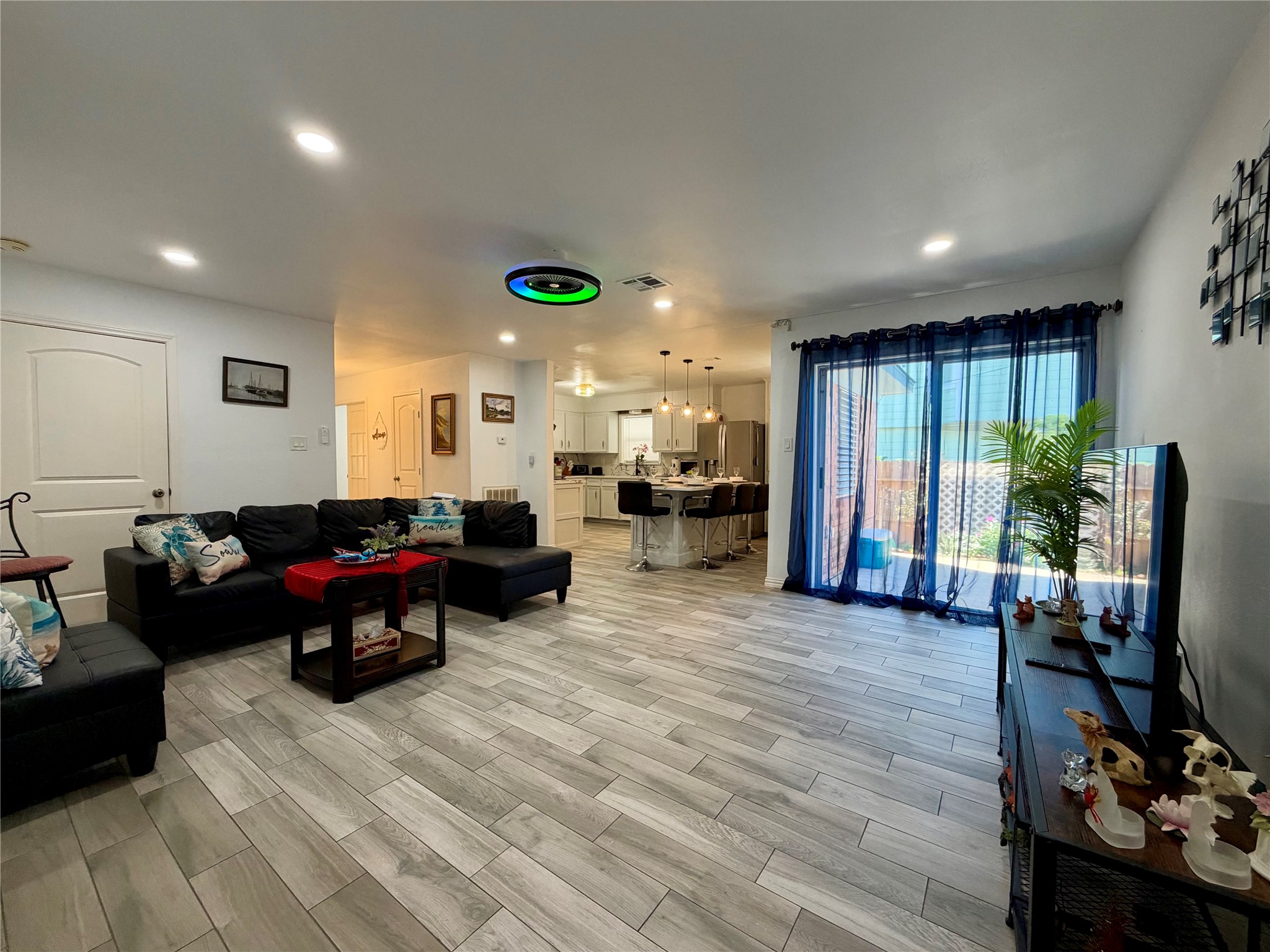 Another view of the living space