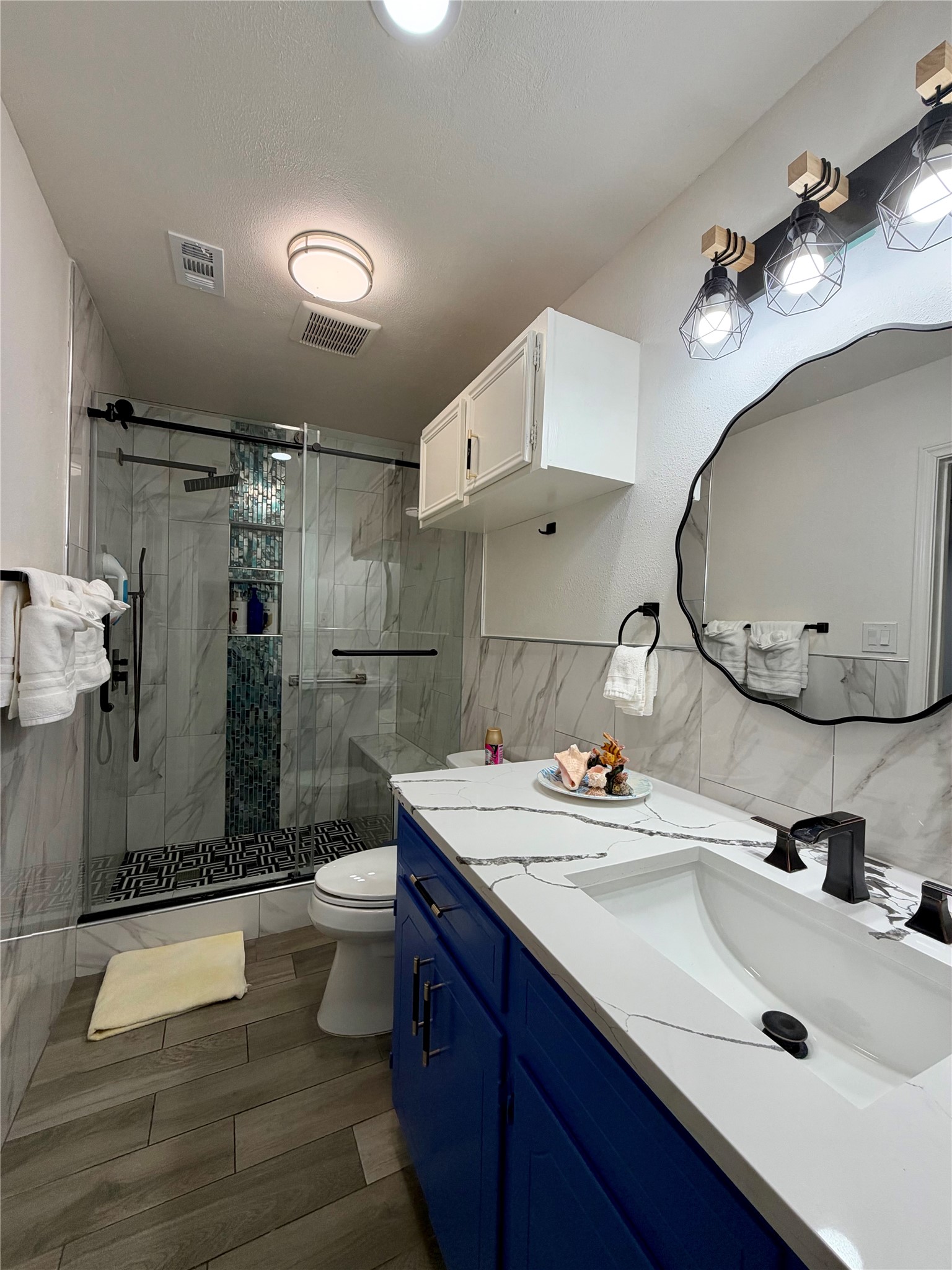 Primary ensuite with gorgeous tiled shower