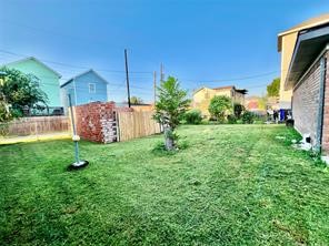 Large backyard space could also double as RV/Boat storage, or even install a pool to create your own backyard oasis!