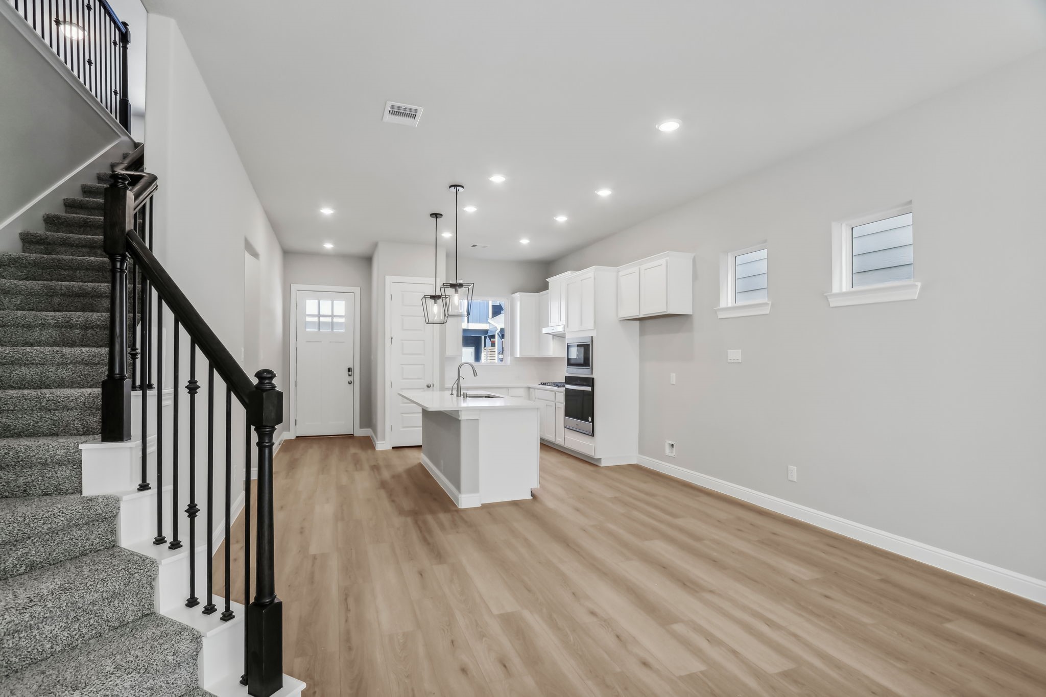 Photo is not of actual home, but is an inspirational photo of builder's model home and may depict options, furnishings, and/or decorator features that are not included.