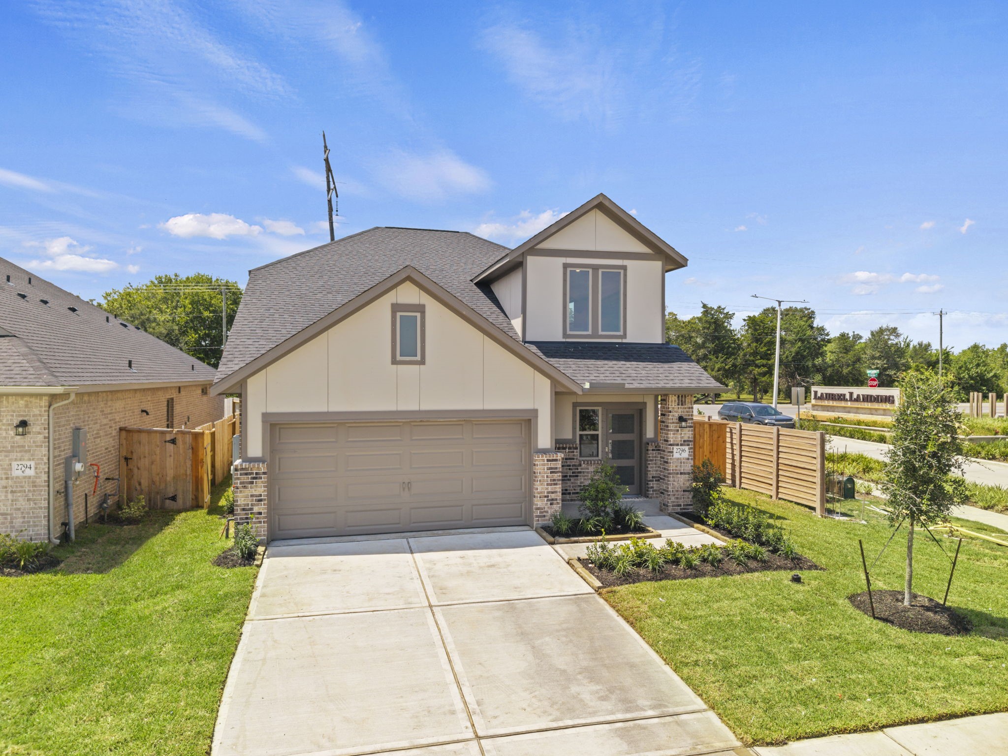2796 English Laurel Drive, Alvin, TX 77511