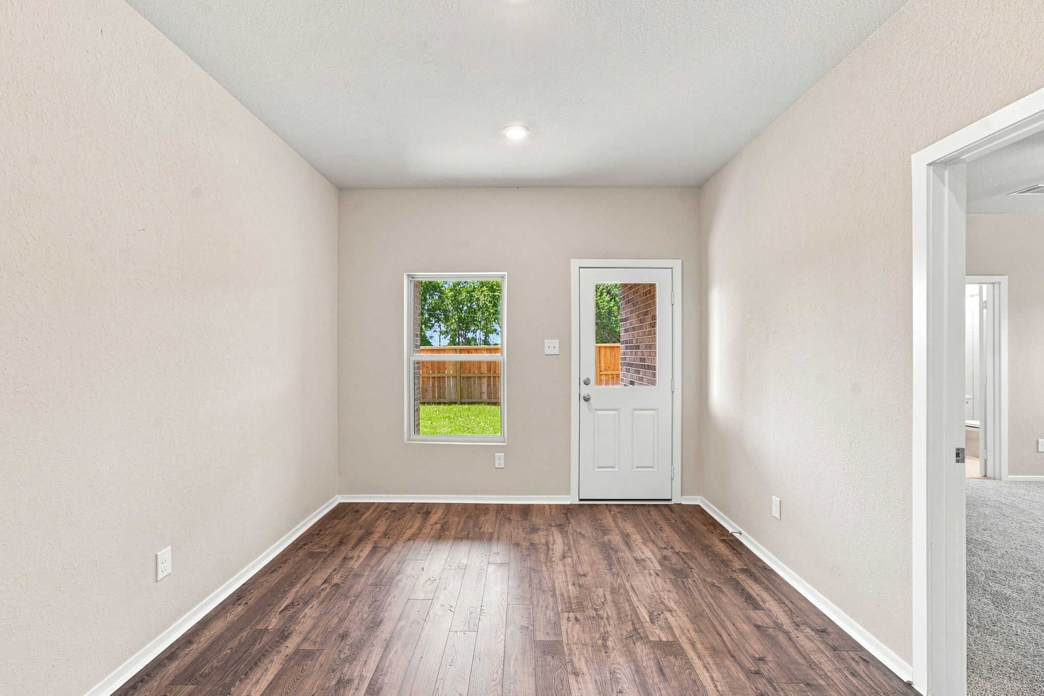 2796 English Laurel Drive, Alvin, TX 77511