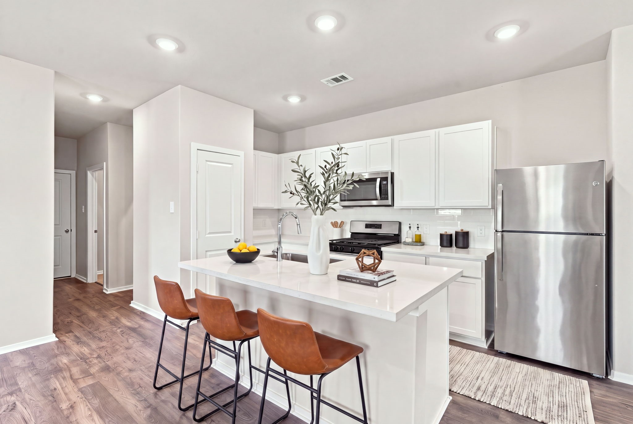 2796 English Laurel Drive, Alvin, TX 77511