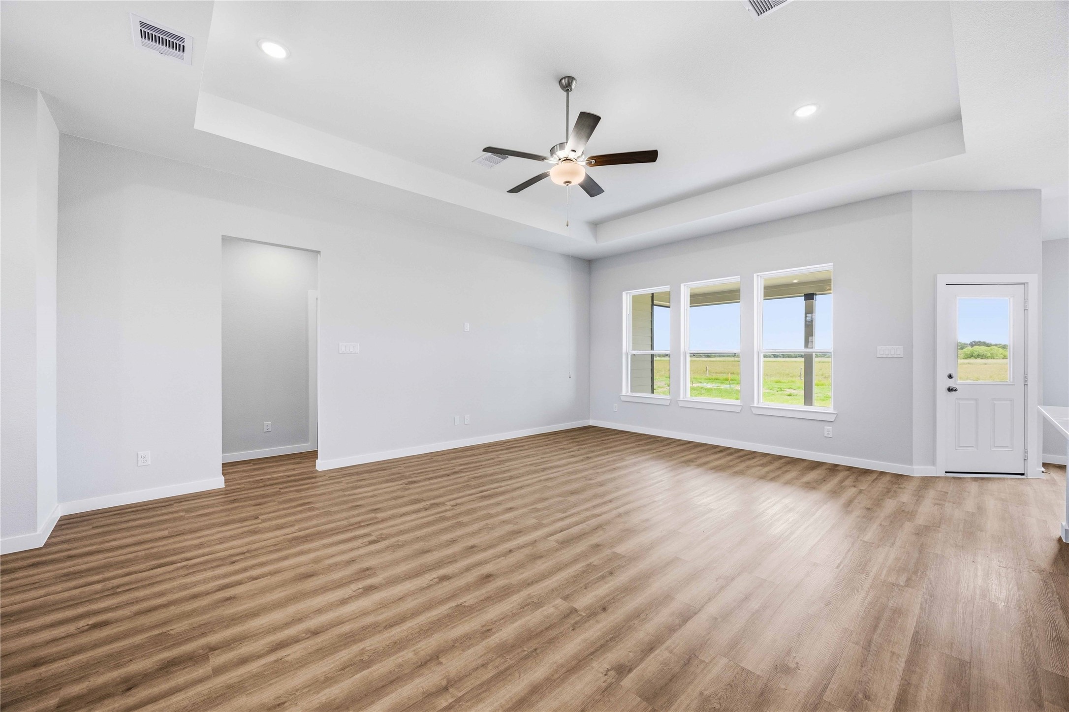 6903 Pelican Lane, Beasley, TX 77417 6903 Pelican Lane, Beasley, TX 77417