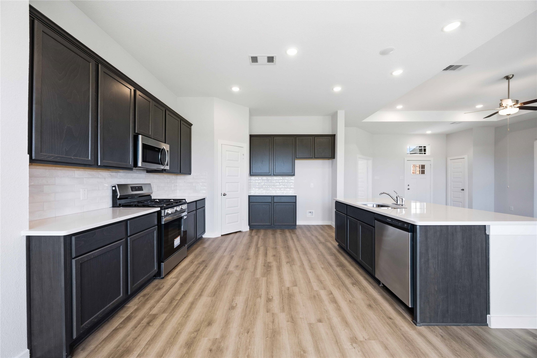 6903 Pelican Lane, Beasley, TX 77417