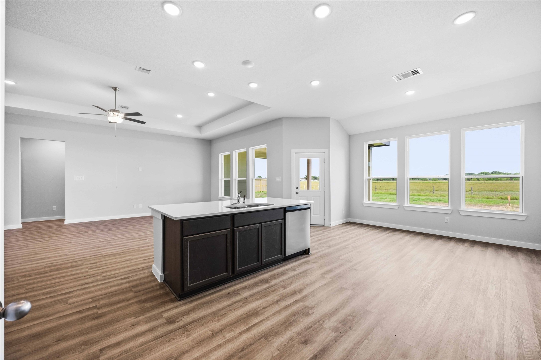 6903 Pelican Lane, Beasley, TX 77417