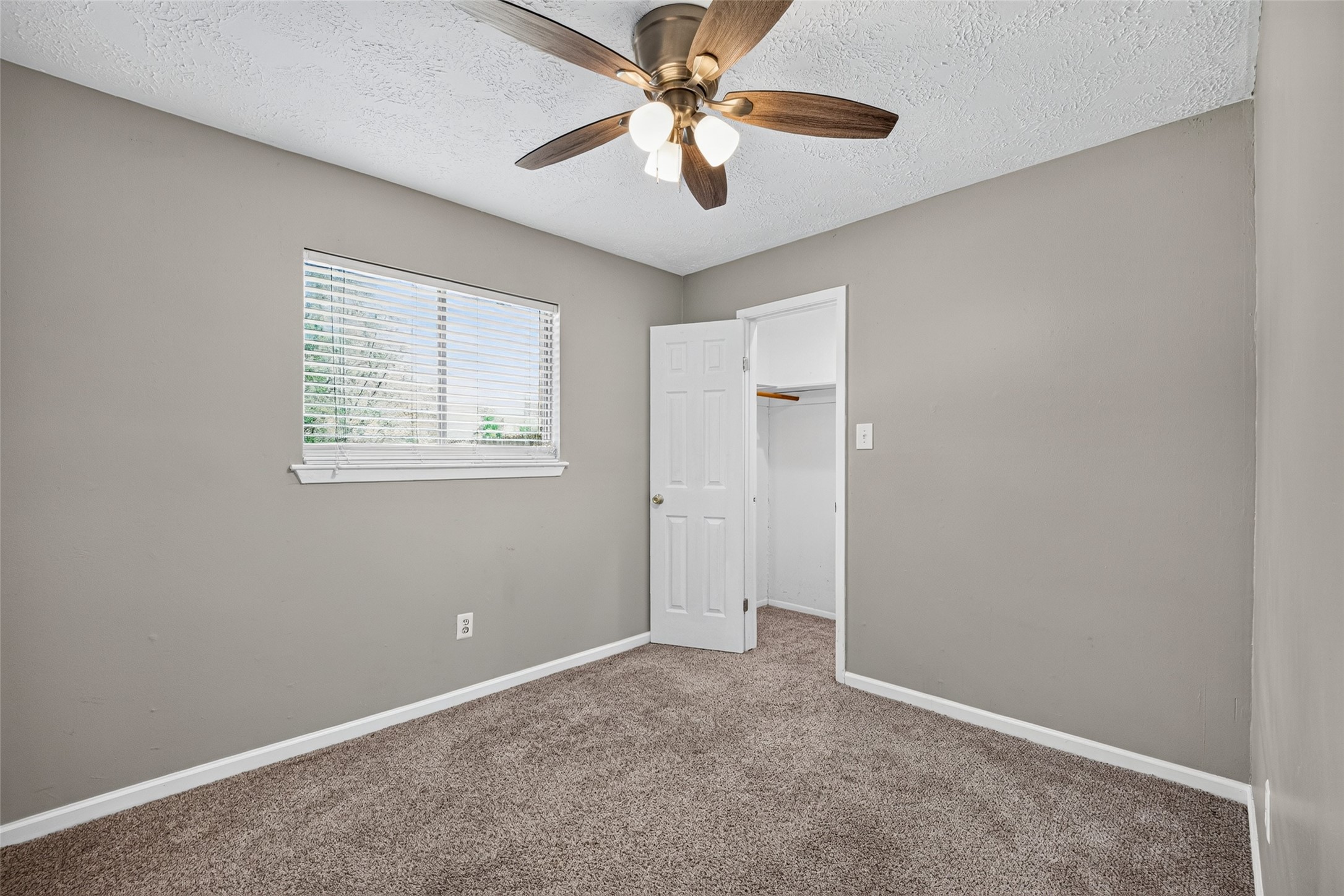 12207 Flushing Meadows Drive, Houston, TX 77089
