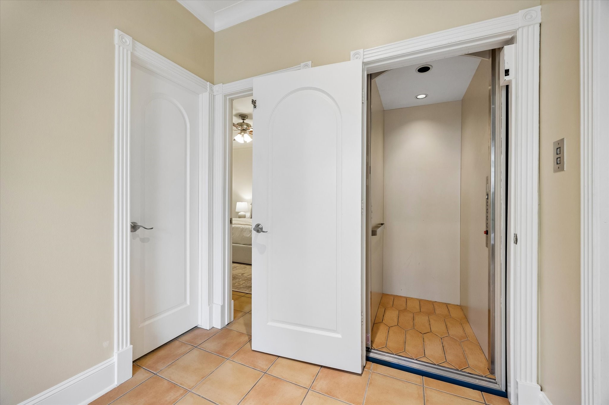 6635 Minola Street, Houston, TX 77007