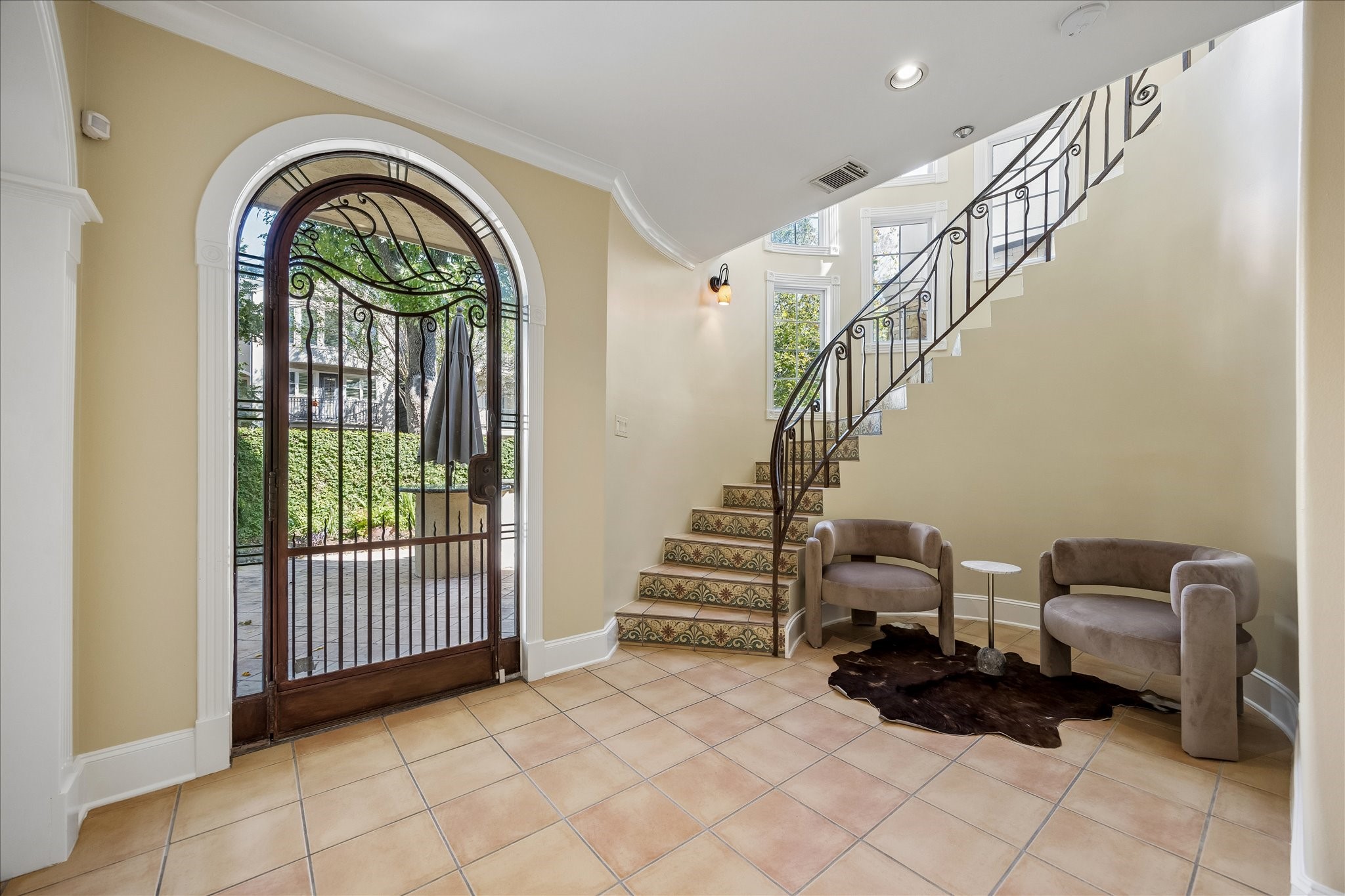 6635 Minola Street, Houston, TX 77007