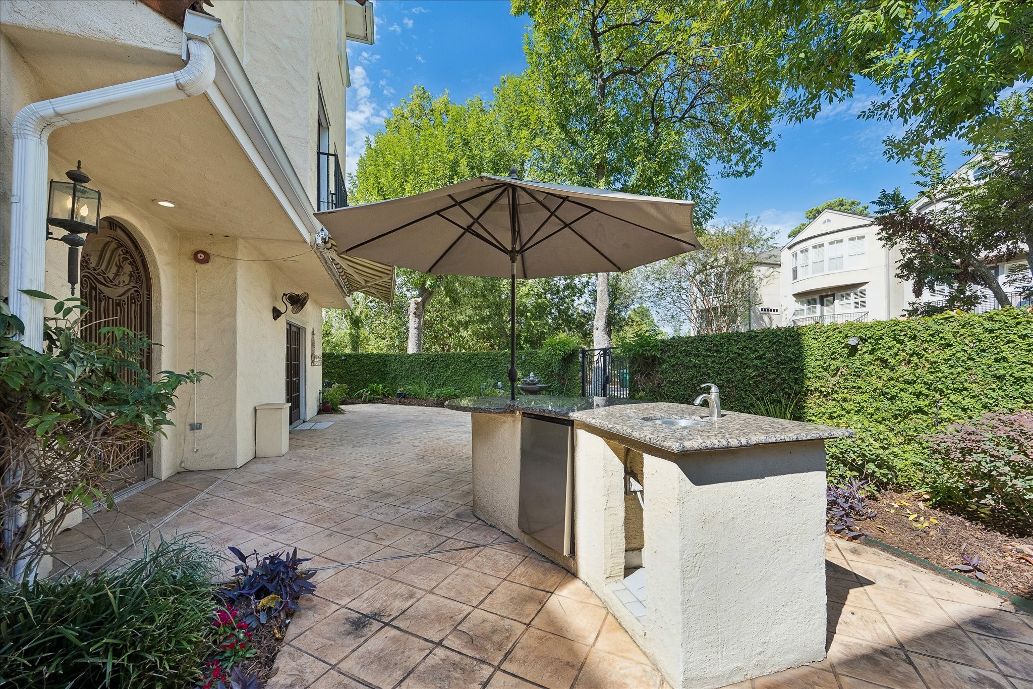 6635 Minola Street, Houston, TX 77007