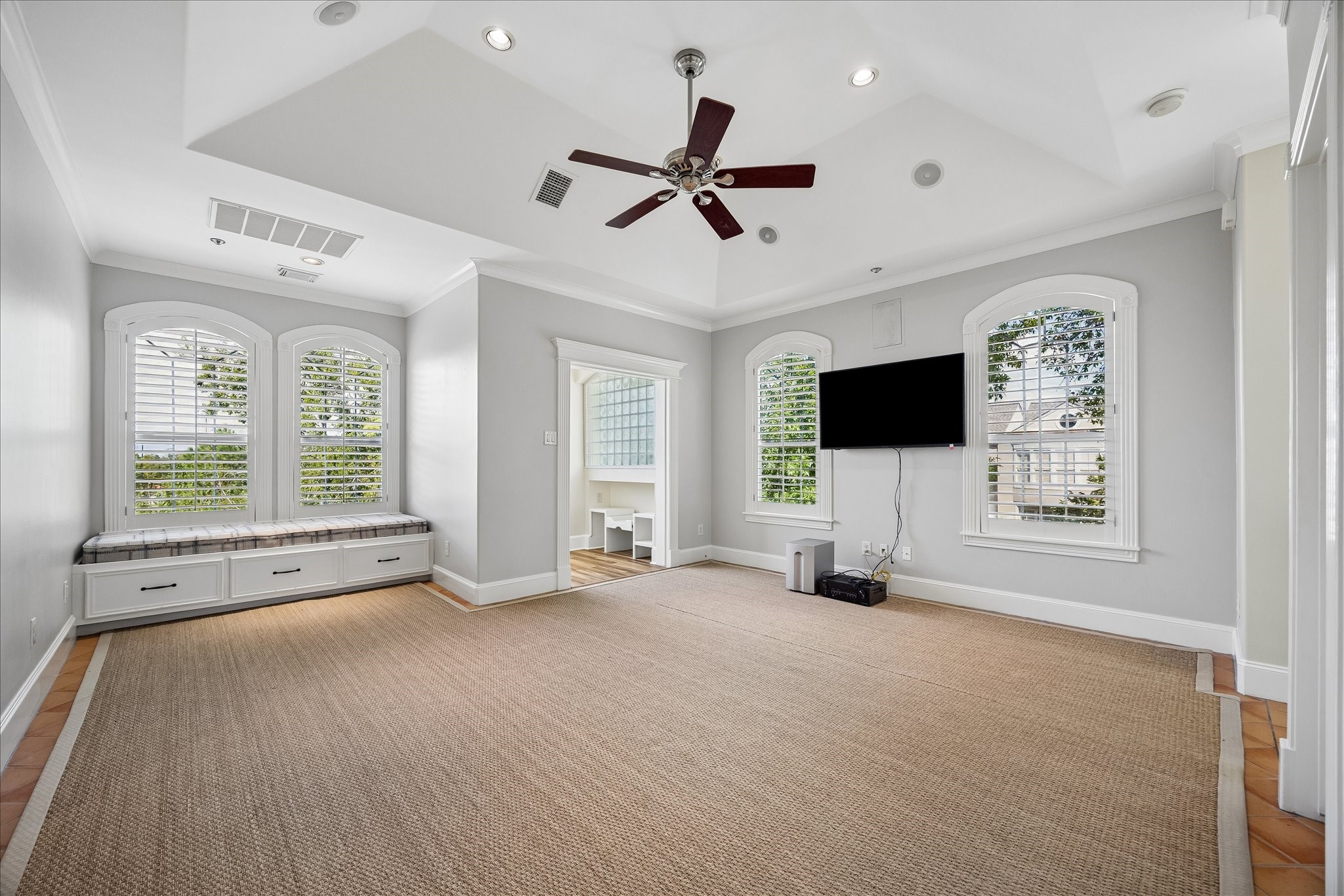 6635 Minola Street, Houston, TX 77007