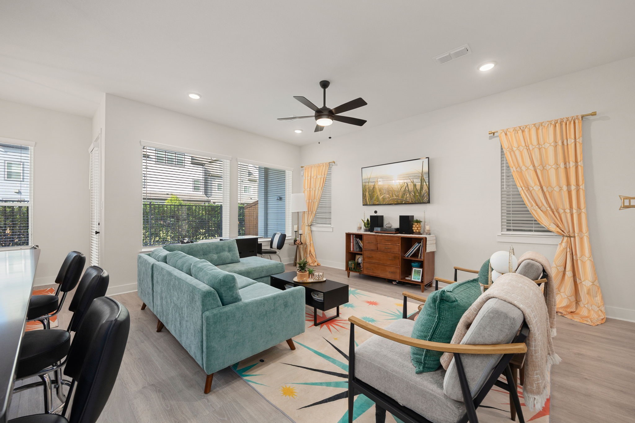 16032 Hayes Park Drive, Houston, TX 77079 16032 Hayes Park Drive, Houston, TX 77079