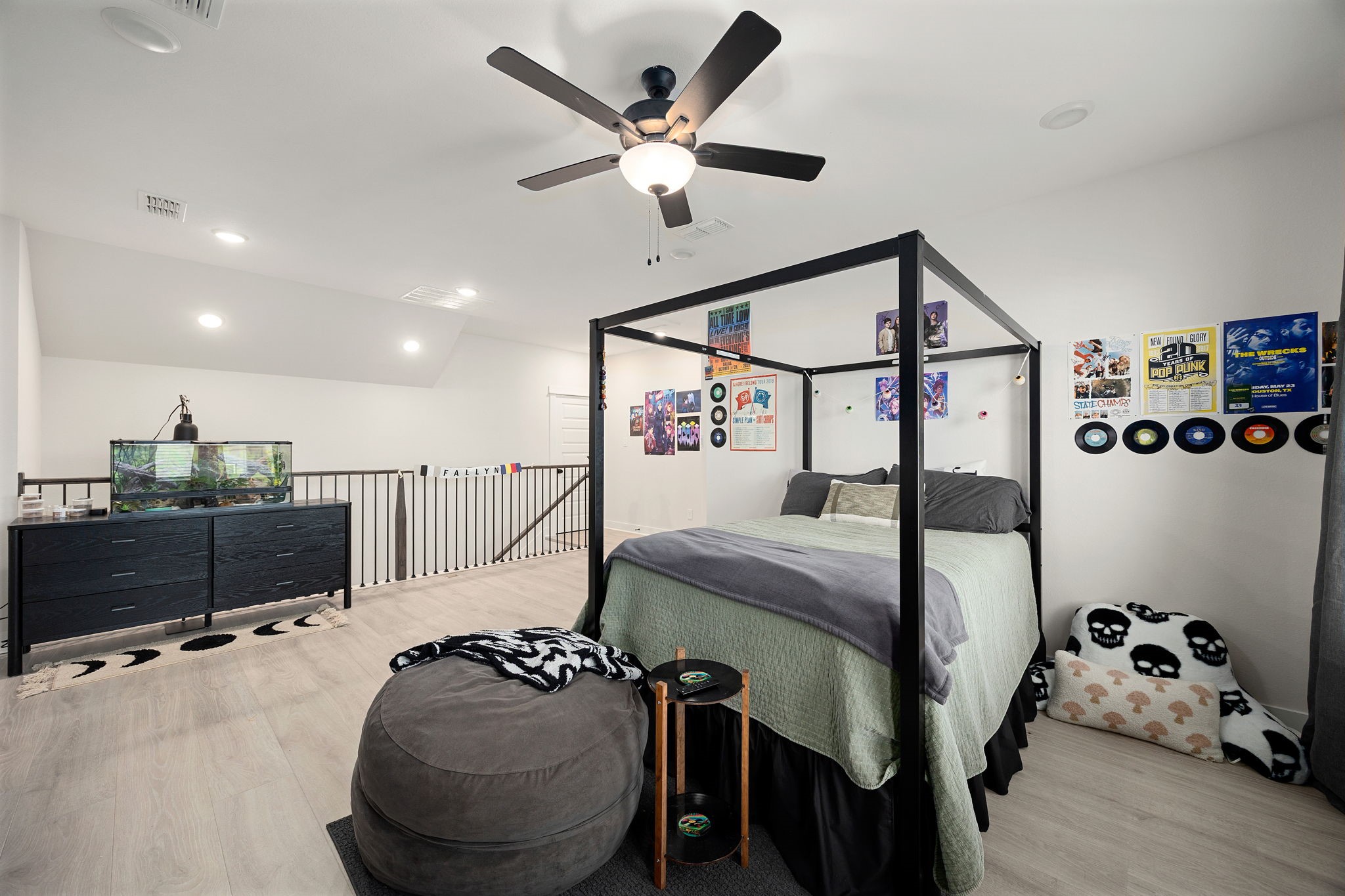 16032 Hayes Park Drive, Houston, TX 77079