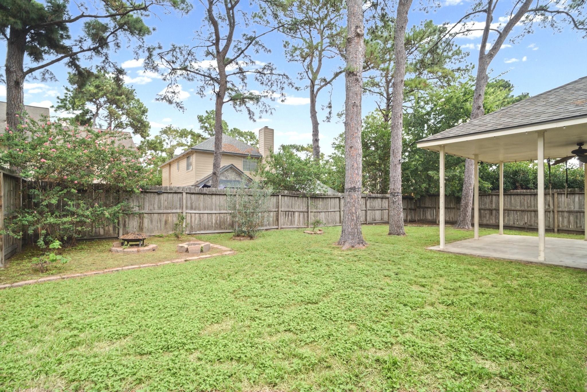 Enjoy a large backyard with plenty of space for outdoor activities,gatherings, and entertaining guests. Whether you're hosting a weekend barbecue, playing games, or simply relaxing outdoors, this spacious yard offers endless possibilities for enjoying the outdoors.