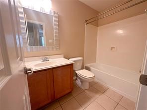 Hall bathroom on 2nd floor