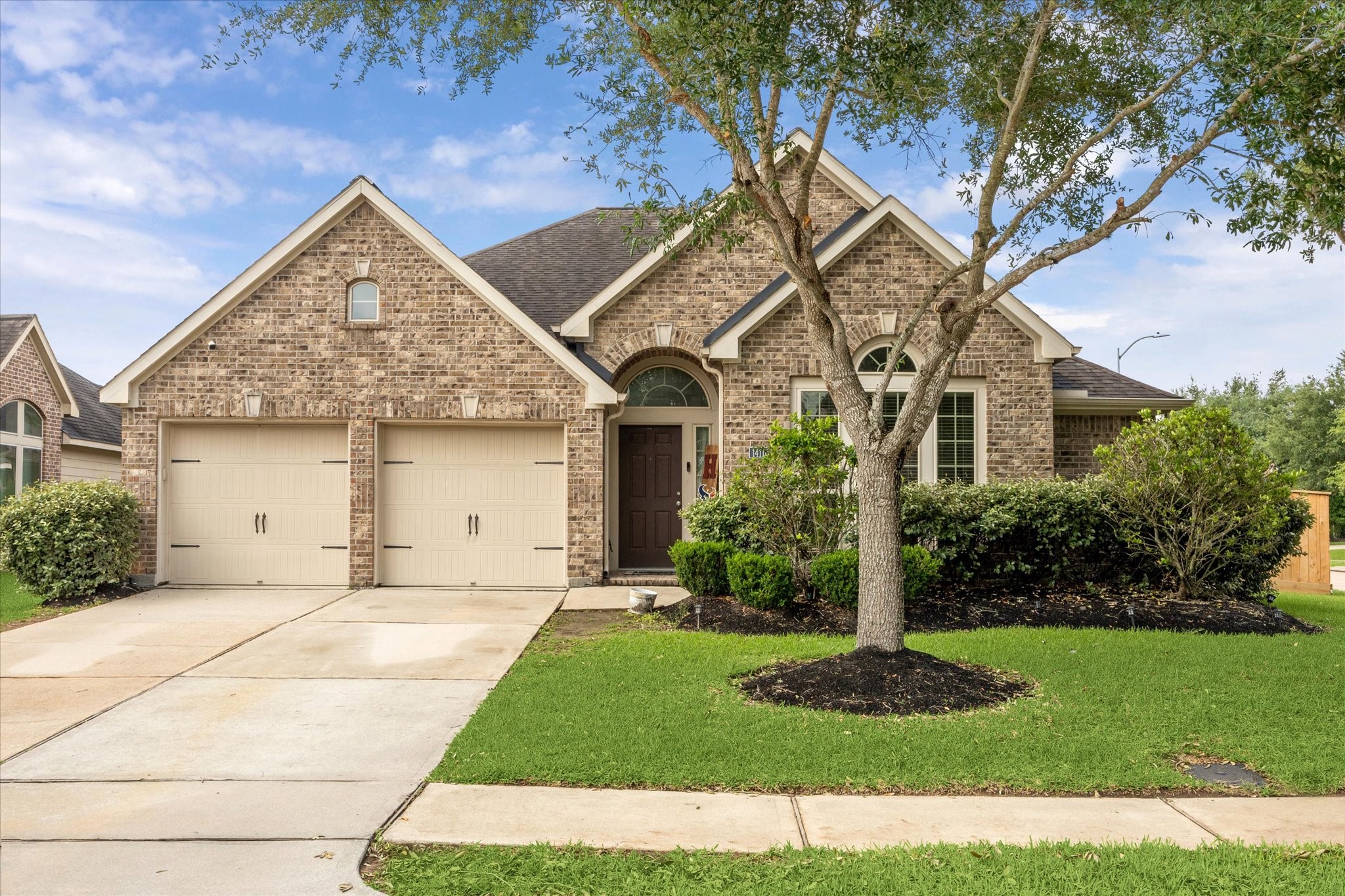 14116 Timber Bluff Drive, Pearland, TX 77584