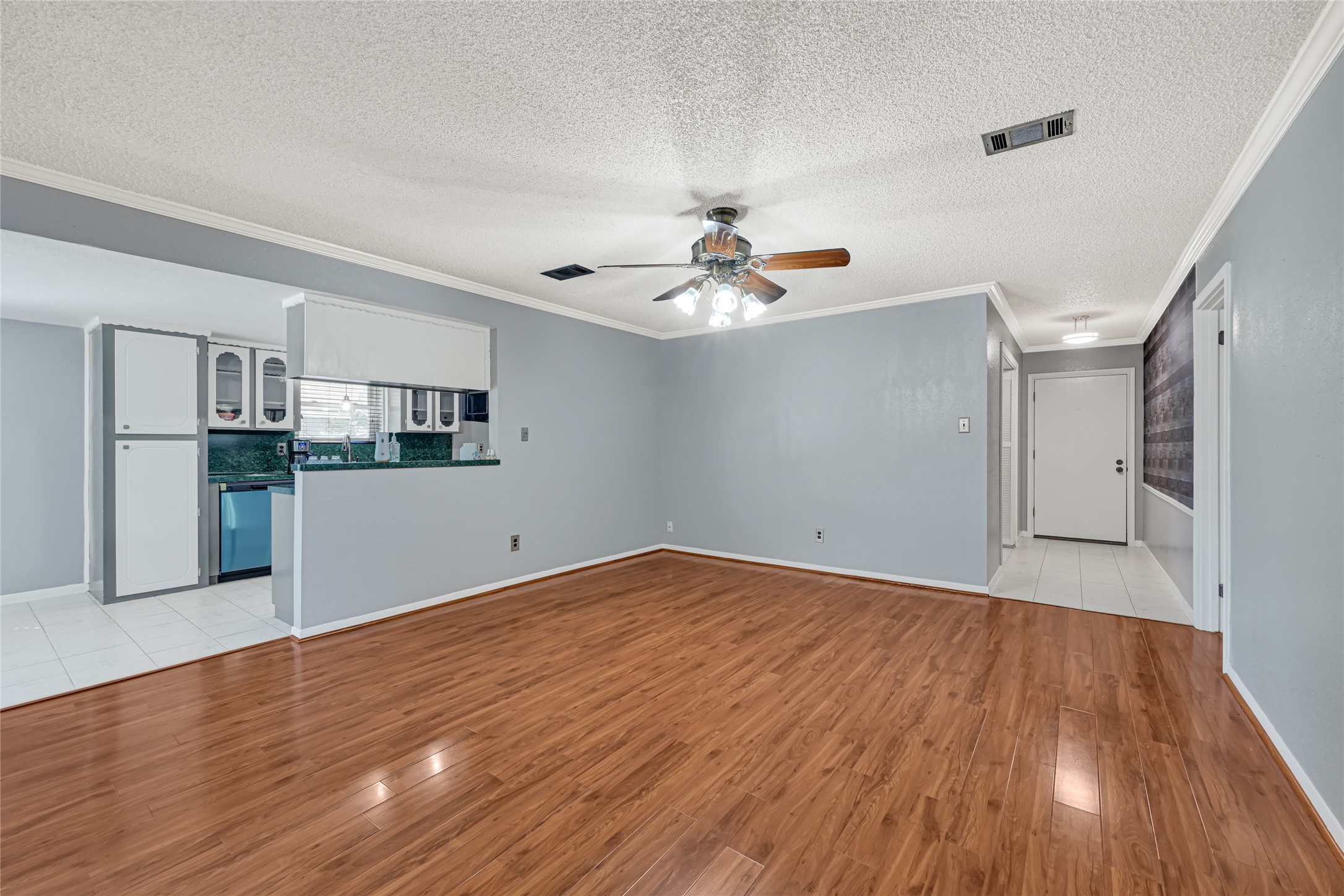 12615 Foxburo Drive, Houston, TX 77065