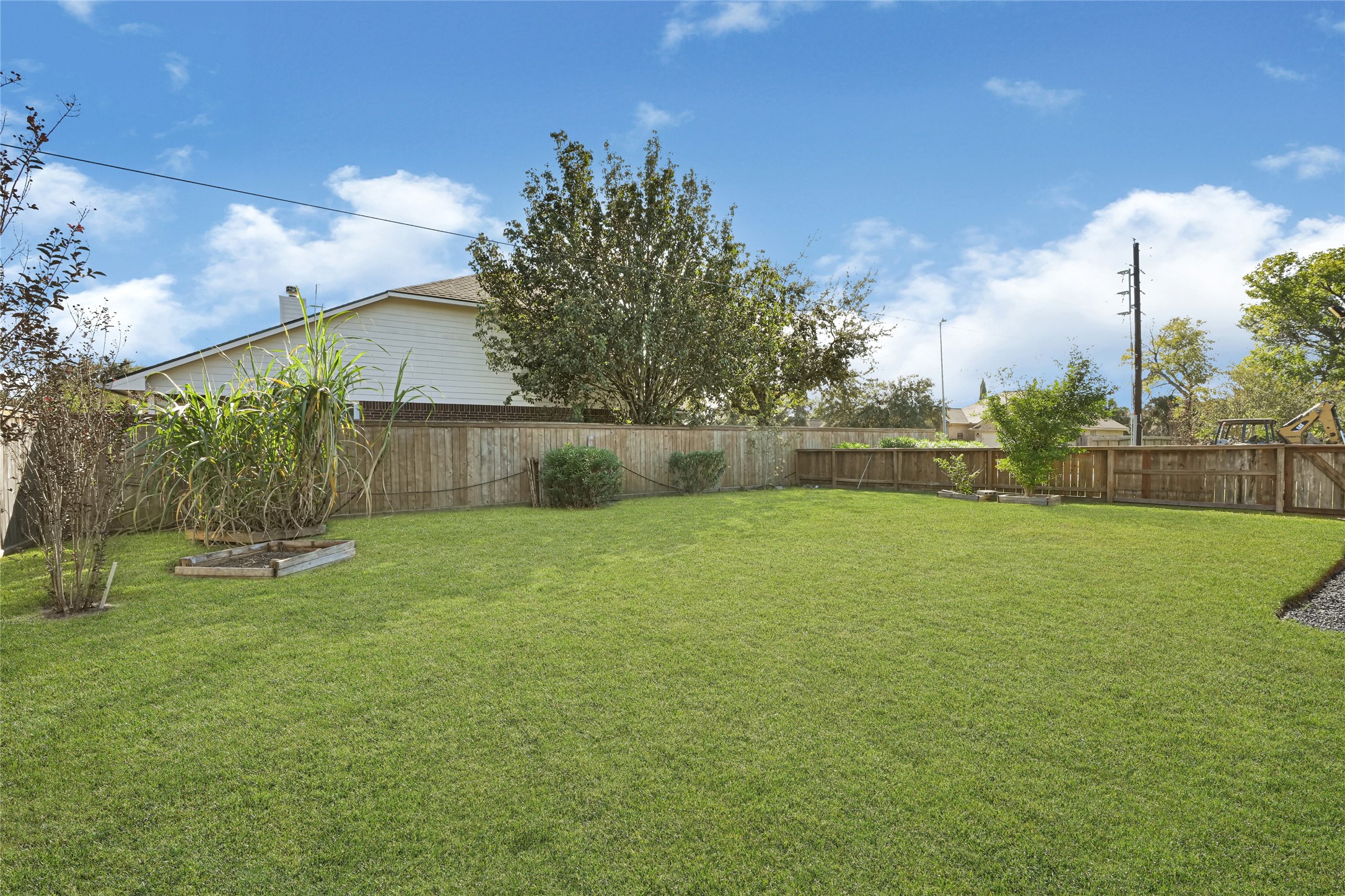 12615 Foxburo Drive, Houston, TX 77065