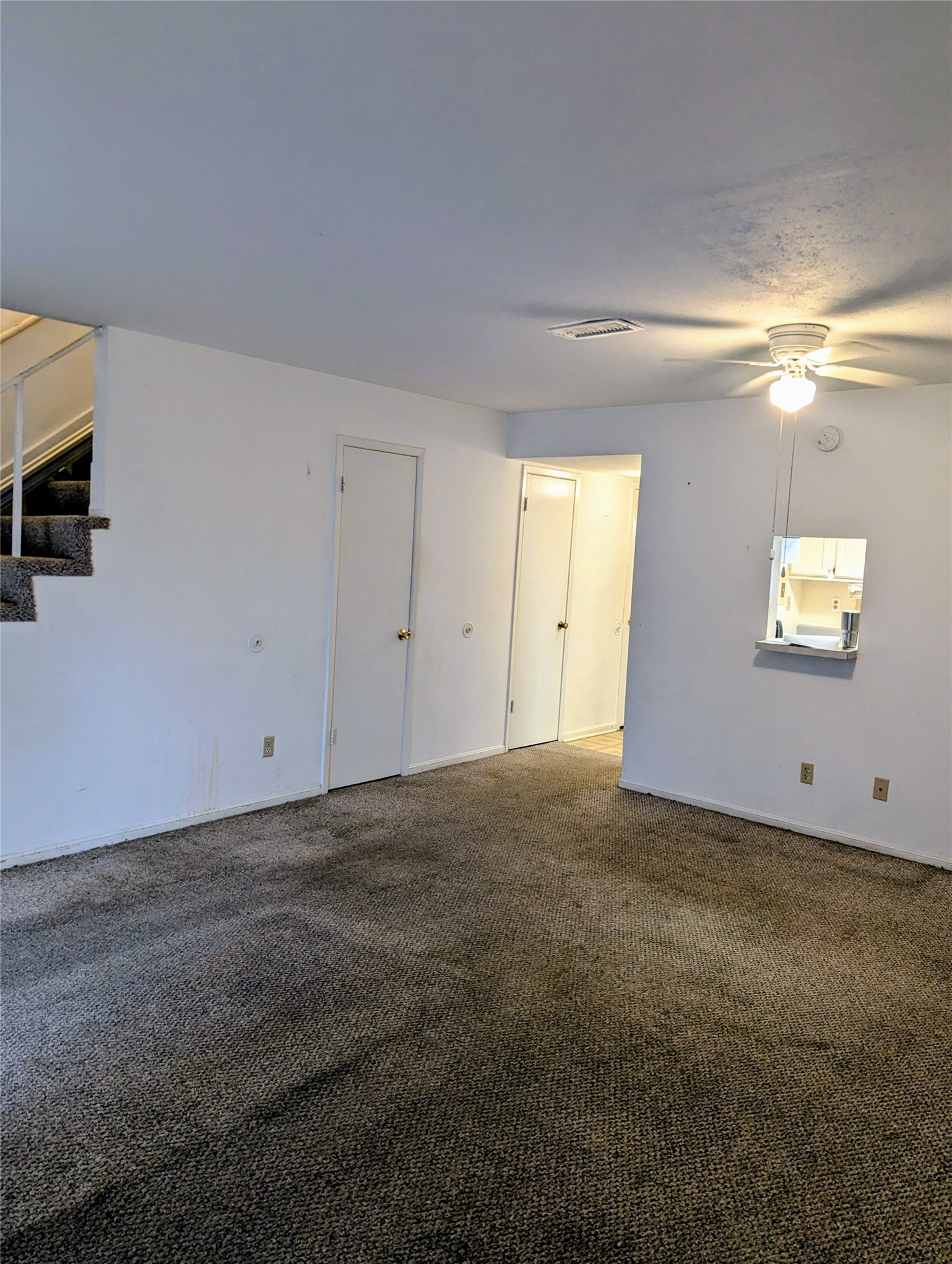 Another family room shot