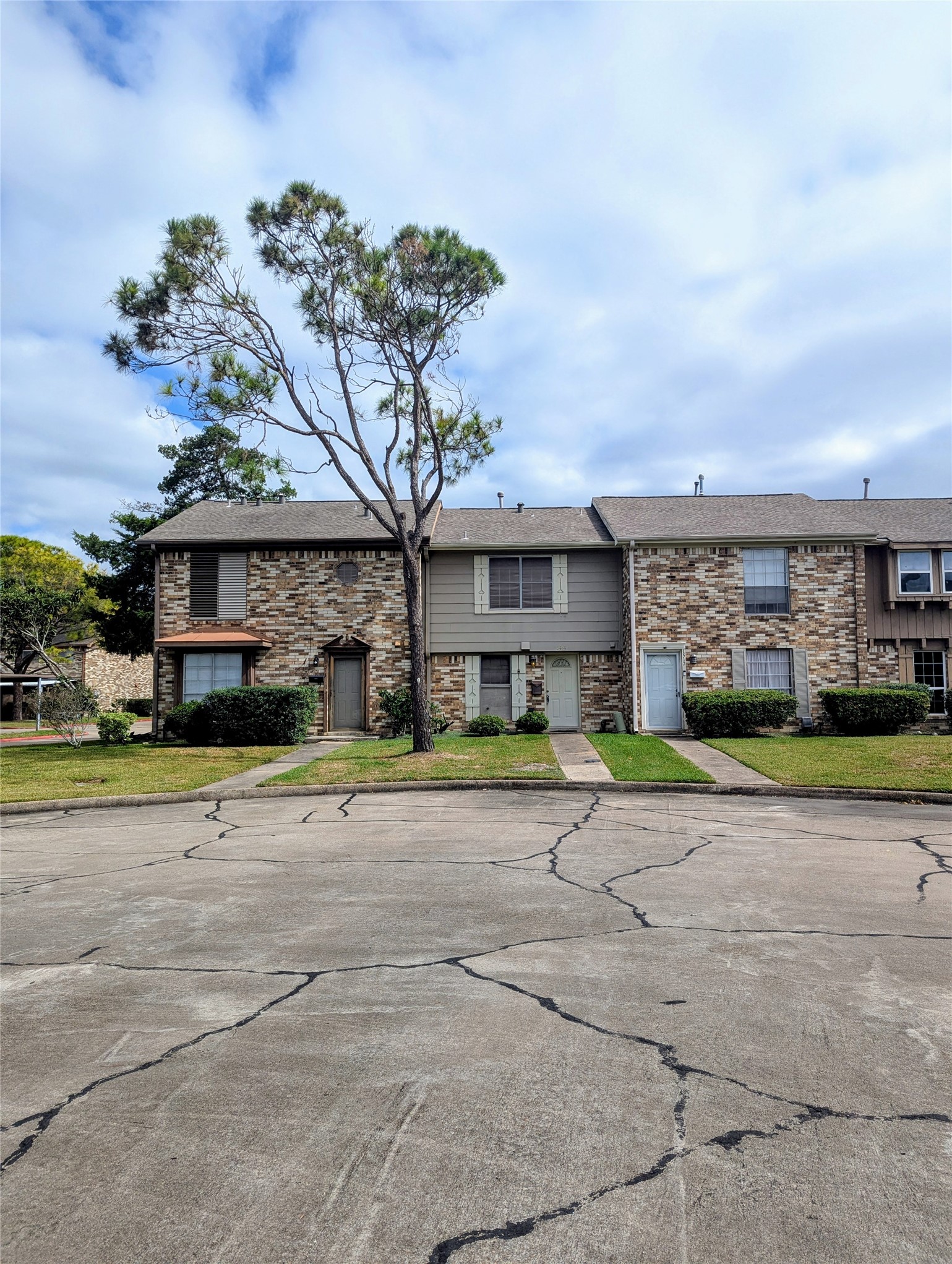 1515 Cedar Cove Street, La Porte, TX 77571