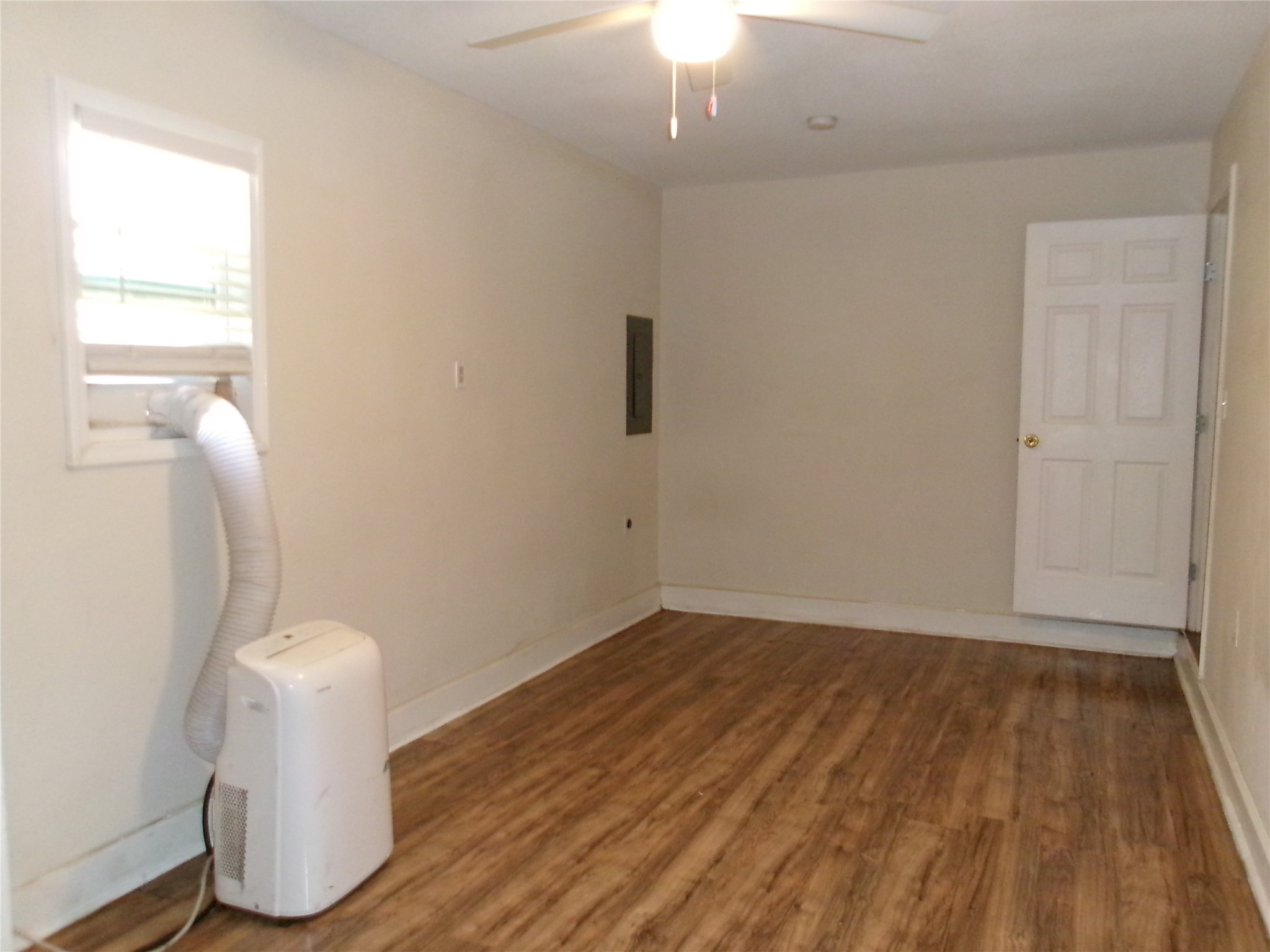 7412 McArthur Street, Hitchcock, TX 77563
