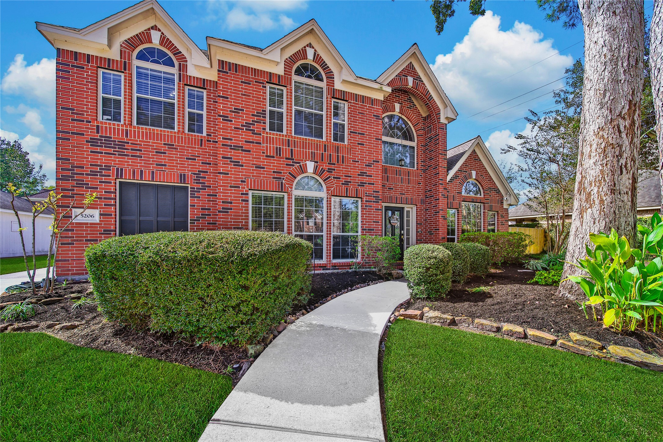 Welcome home to 5206 Evergreen Valley Drive! Welcome home to 5206 Evergreen Valley Drive!