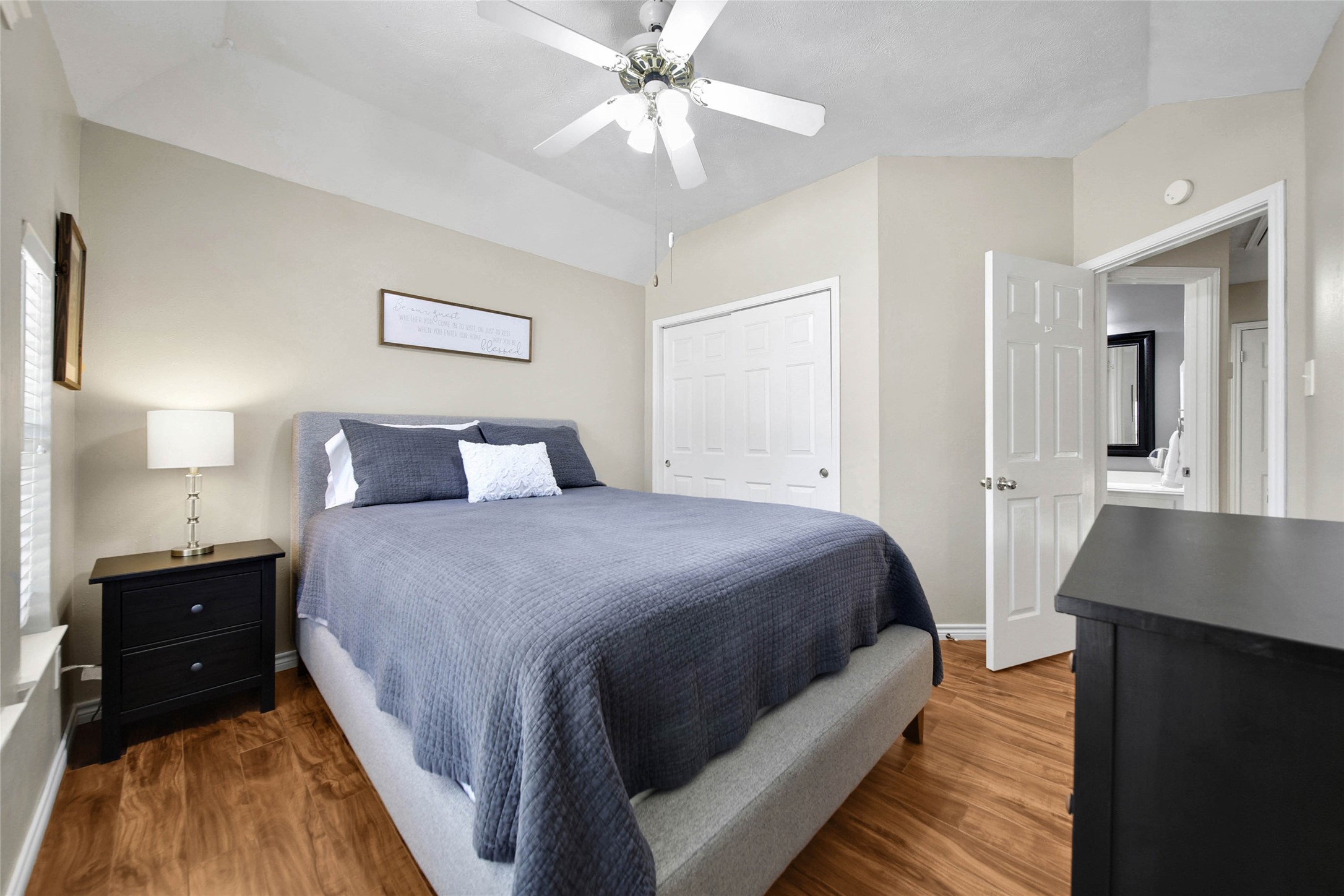 5206 Evergreen Valley Drive, Kingwood, TX 77345