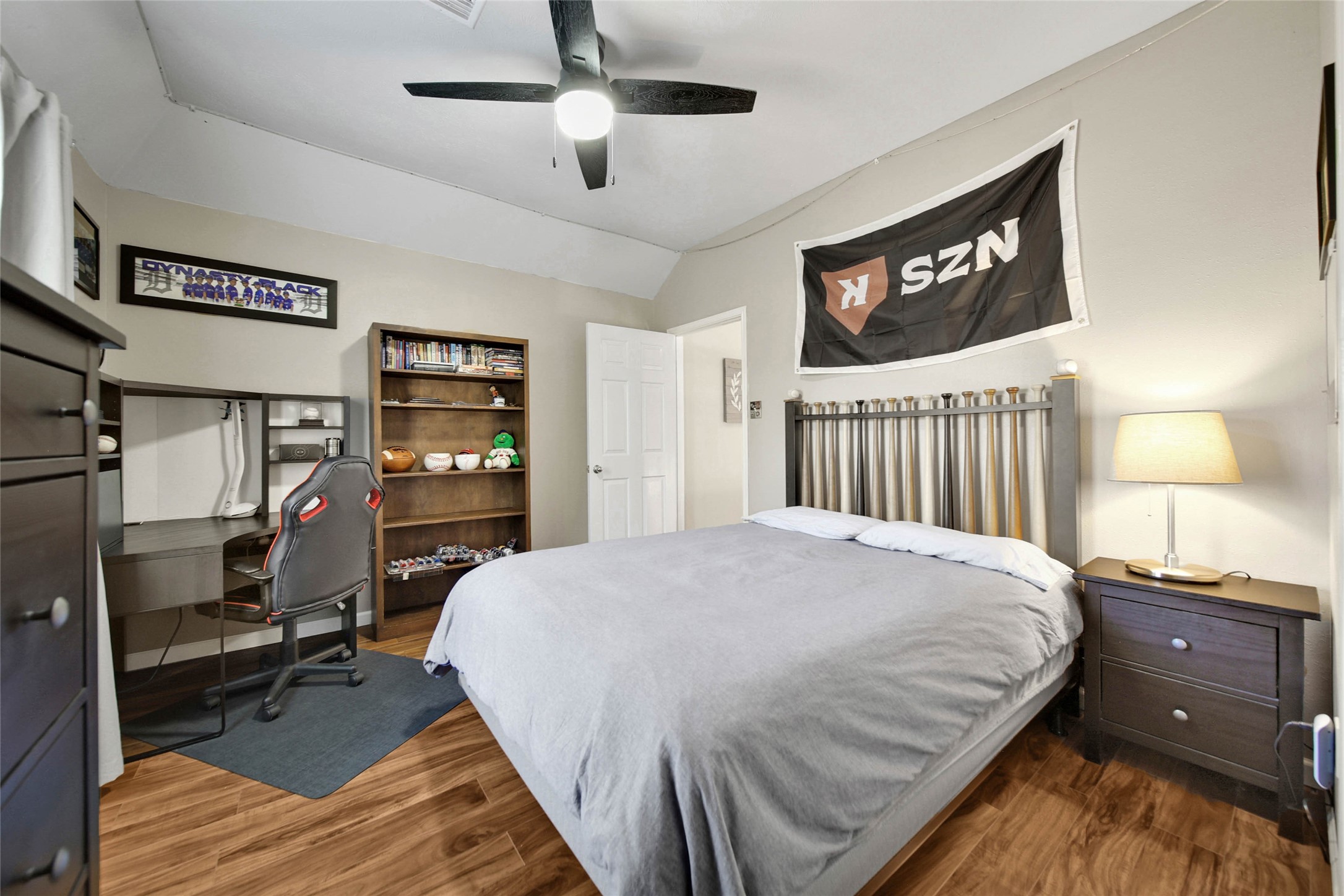 5206 Evergreen Valley Drive, Kingwood, TX 77345