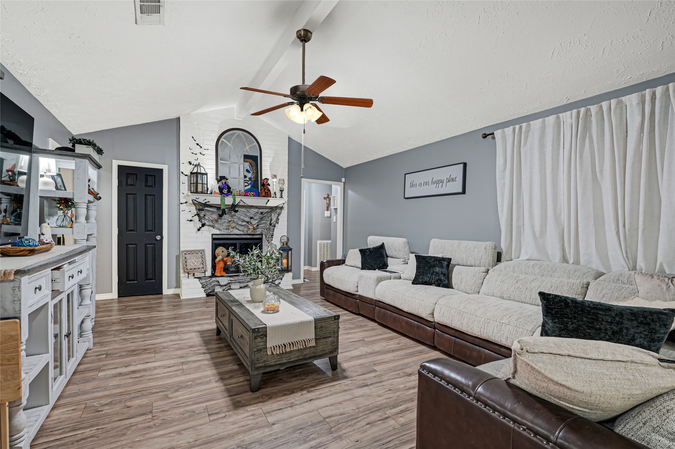 Another view of Den/Living area. Perfect size to make as cozy as you'd like.