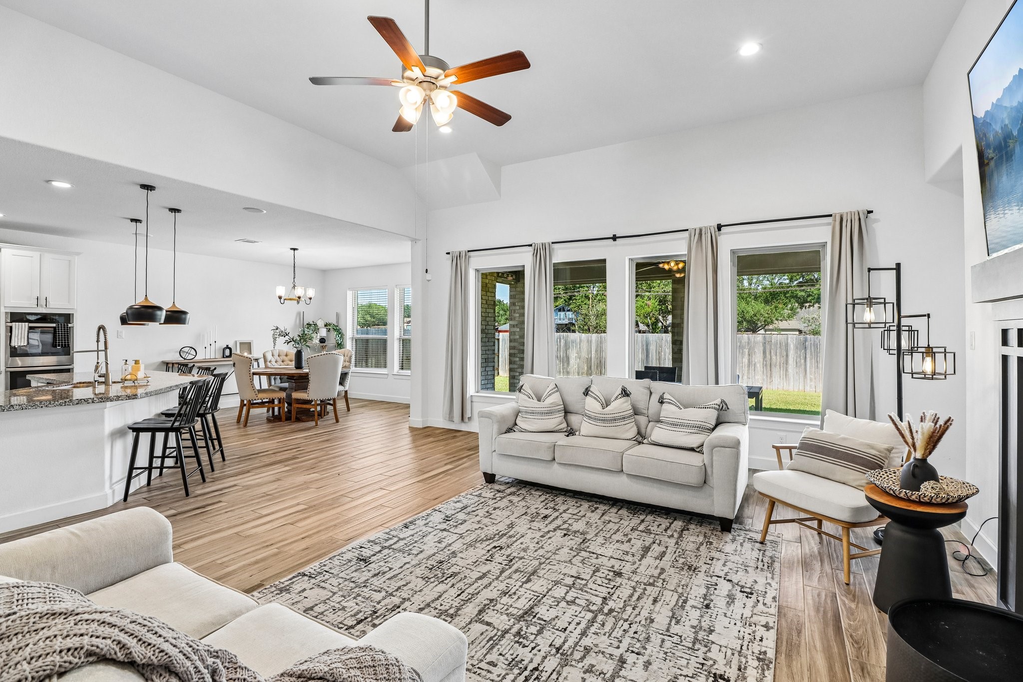 7823 Leighton Trail, Pasadena, TX 77505