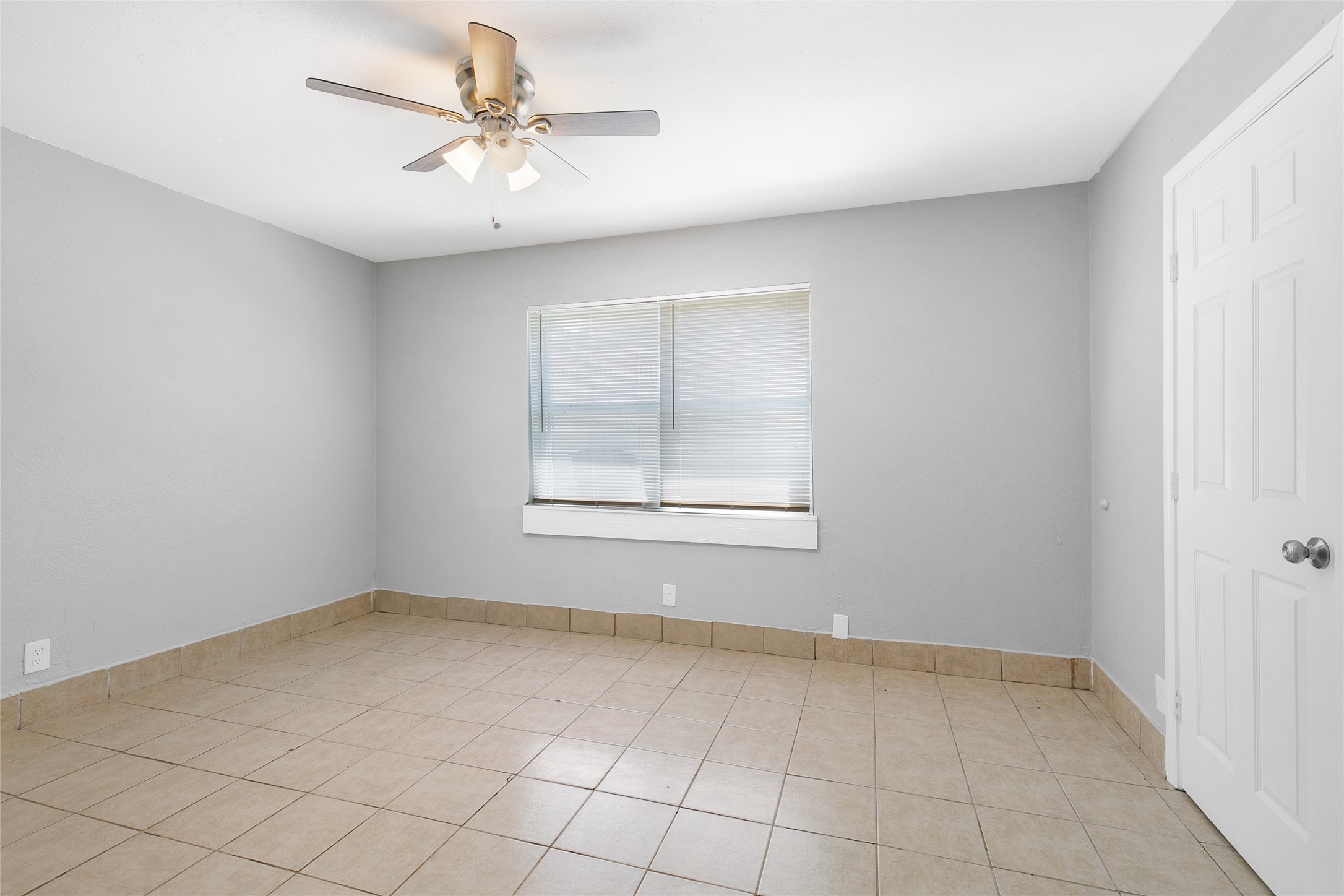 4401 Denmark Street, Houston, TX 77016