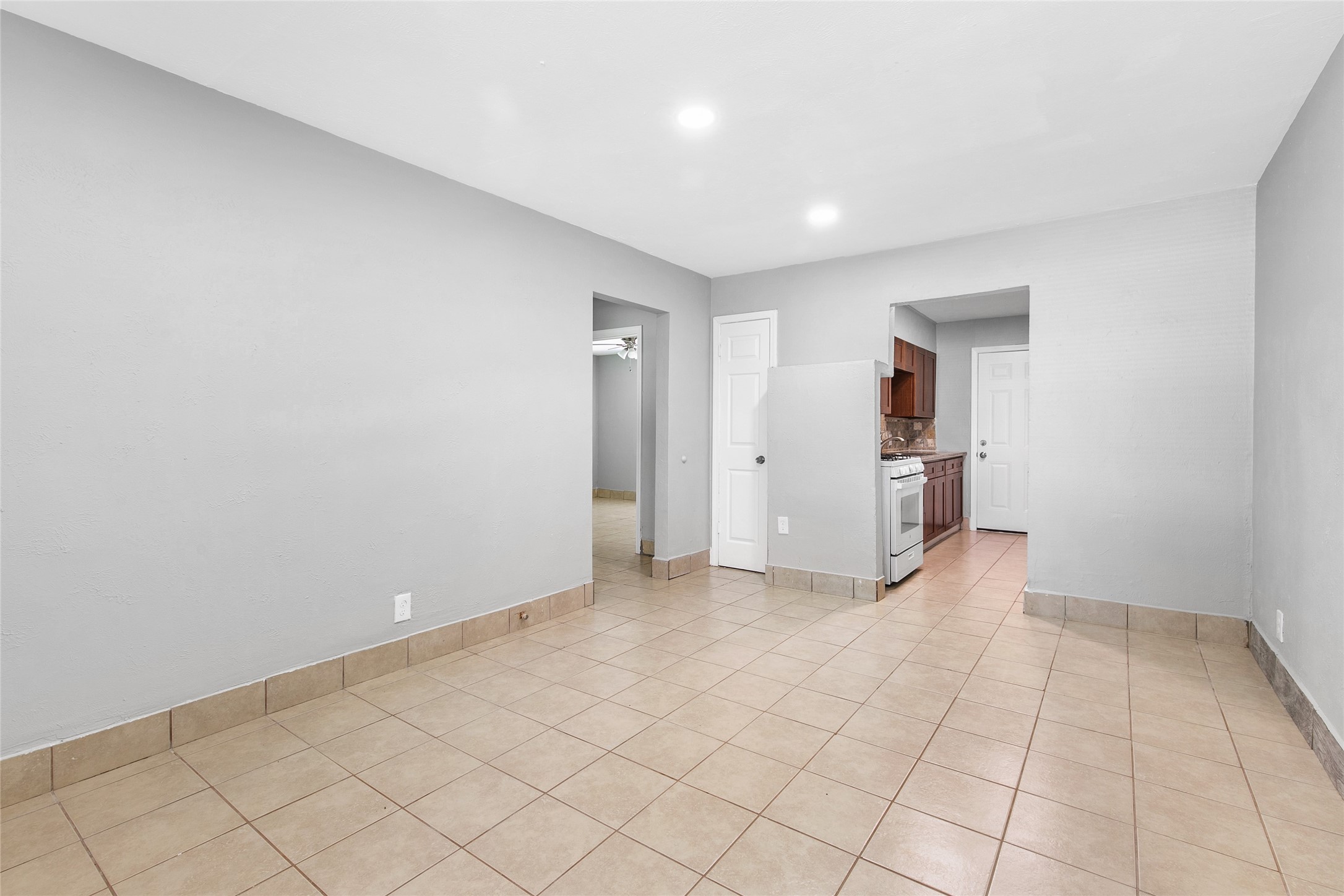4401 Denmark Street, Houston, TX 77016