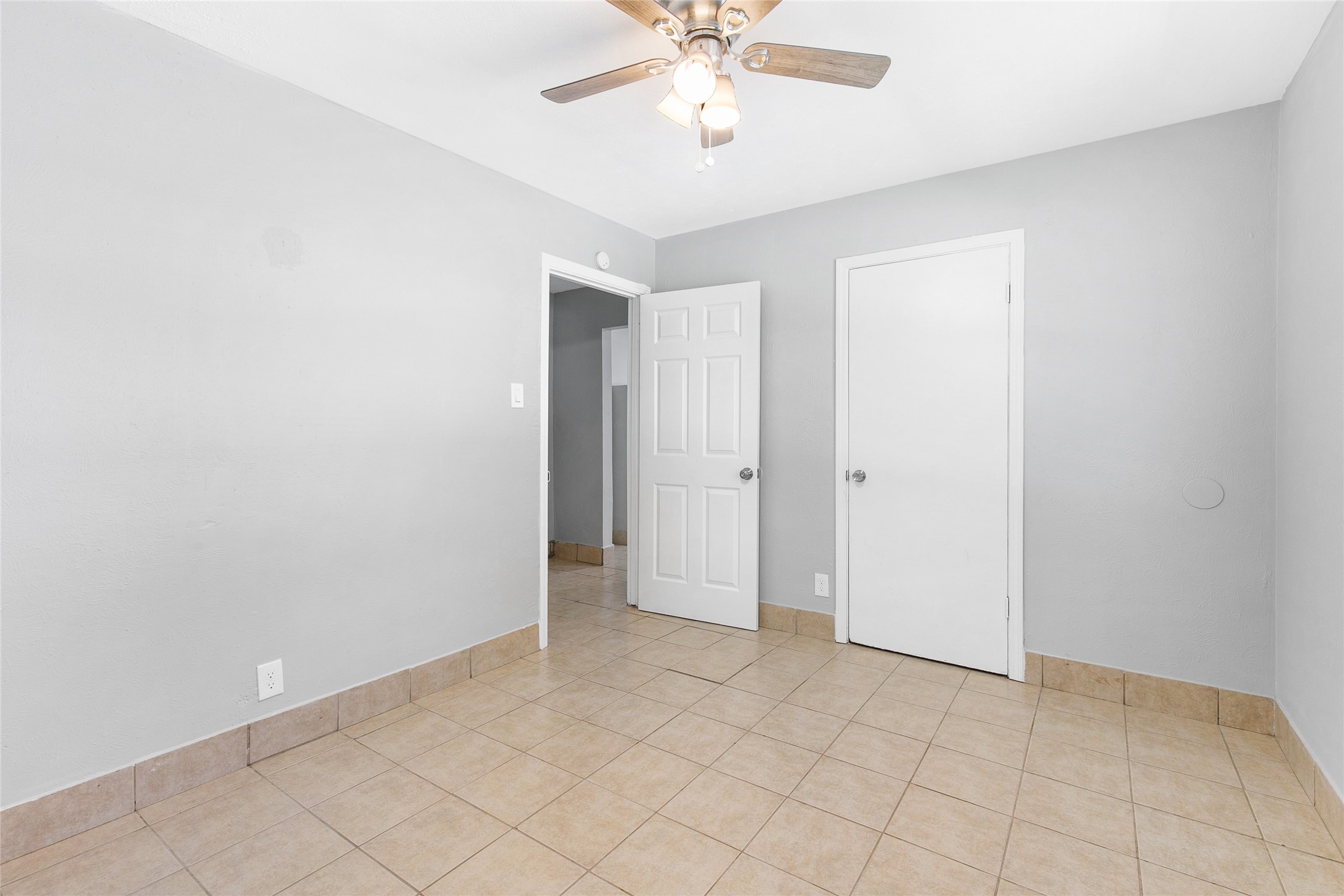 4401 Denmark Street, Houston, TX 77016