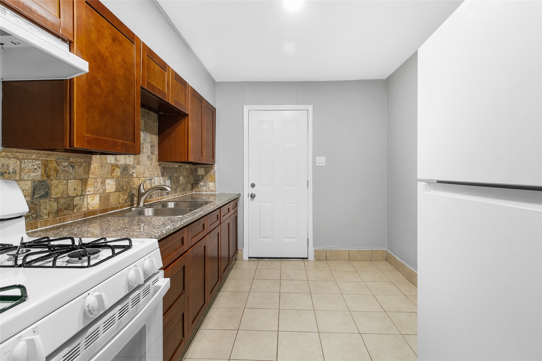 4401 Denmark Street, Houston, TX 77016