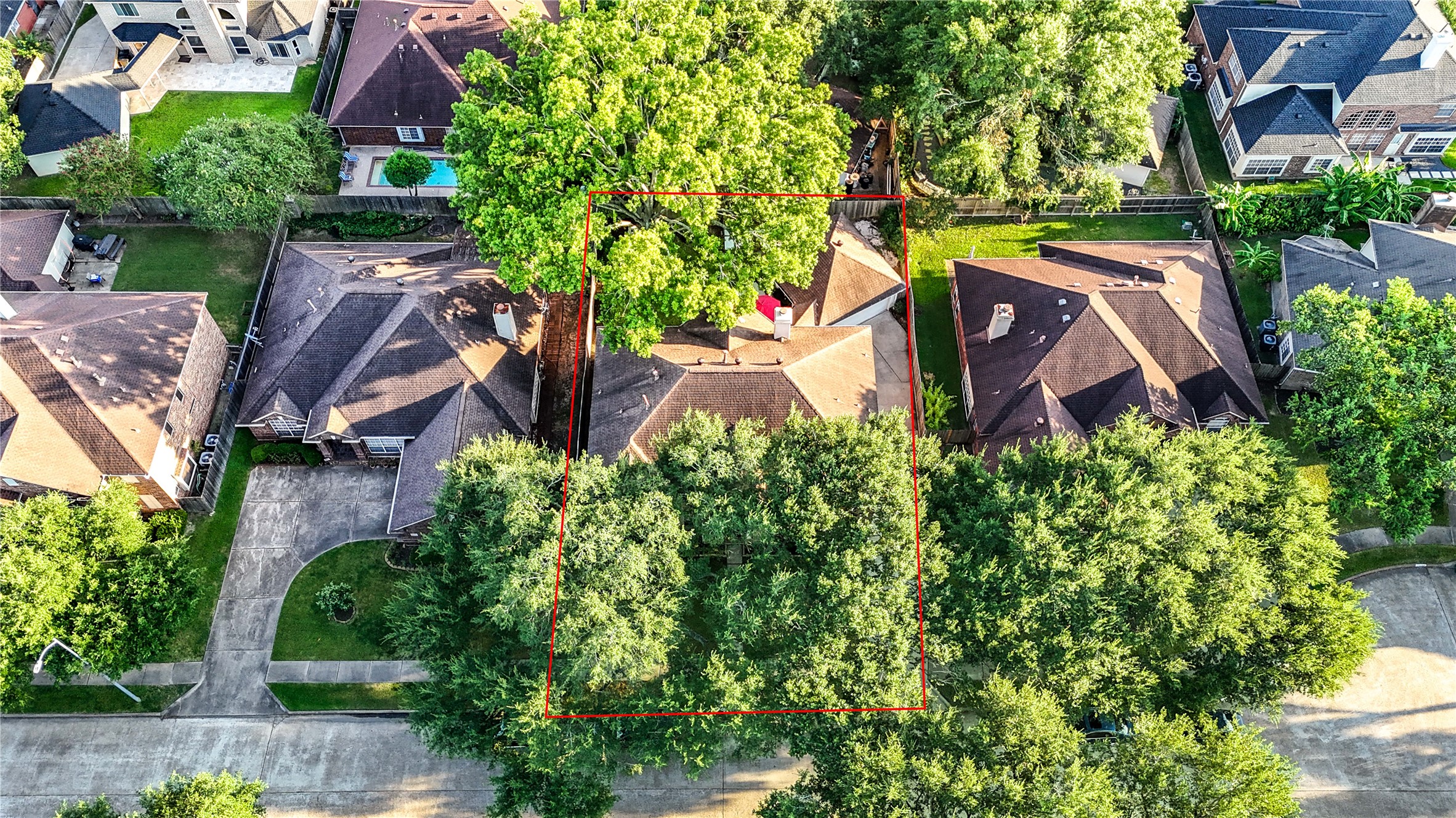 14215 Edinburgh Court, Houston, TX 77077