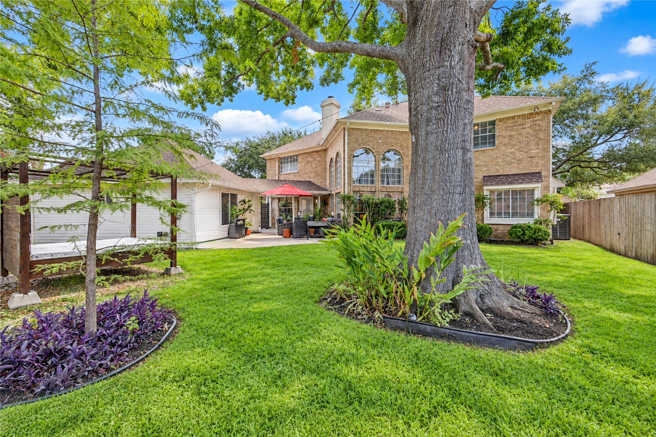 14215 Edinburgh Court, Houston, TX 77077