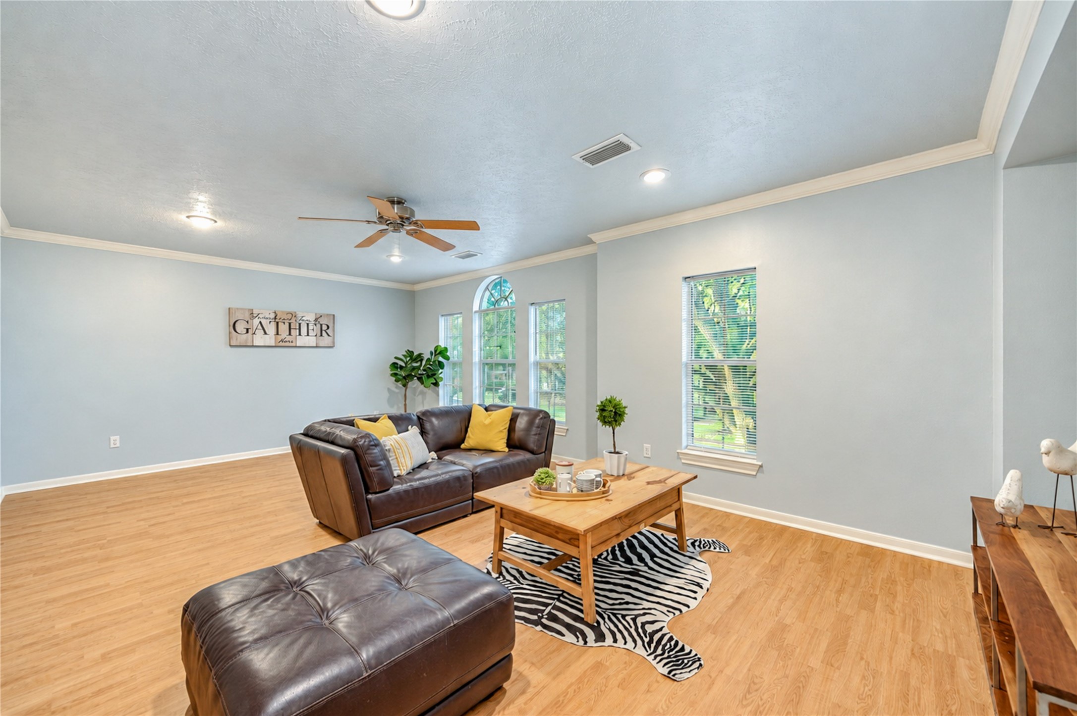 14215 Edinburgh Court, Houston, TX 77077