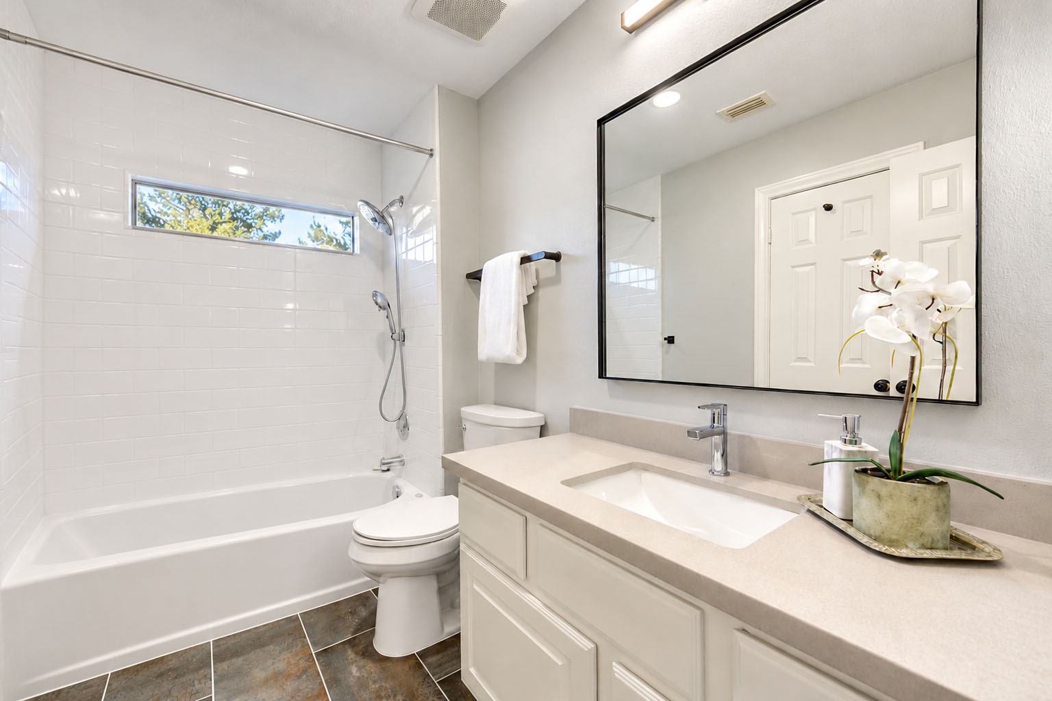 14215 Edinburgh Court, Houston, TX 77077