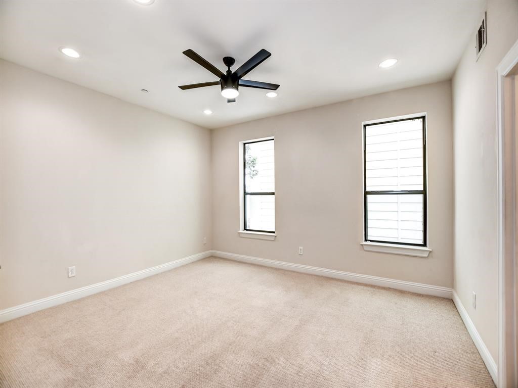 1139 W 15th 1/2 Street, Houston, TX 77008