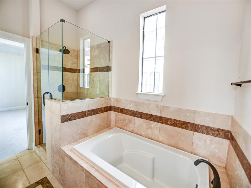1139 W 15th 1/2 Street, Houston, TX 77008